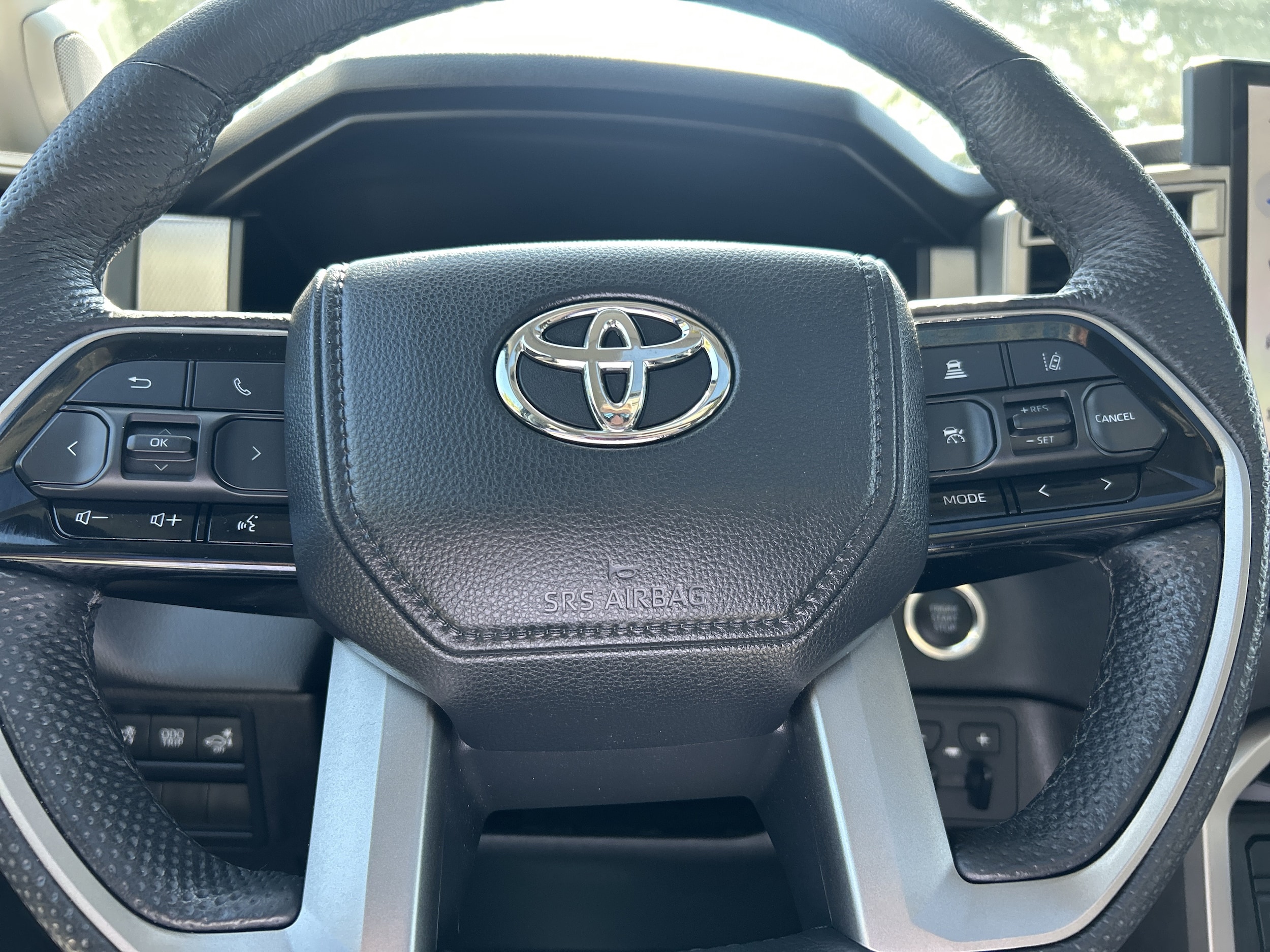 2024 Toyota Tundra Limited - Photo 30