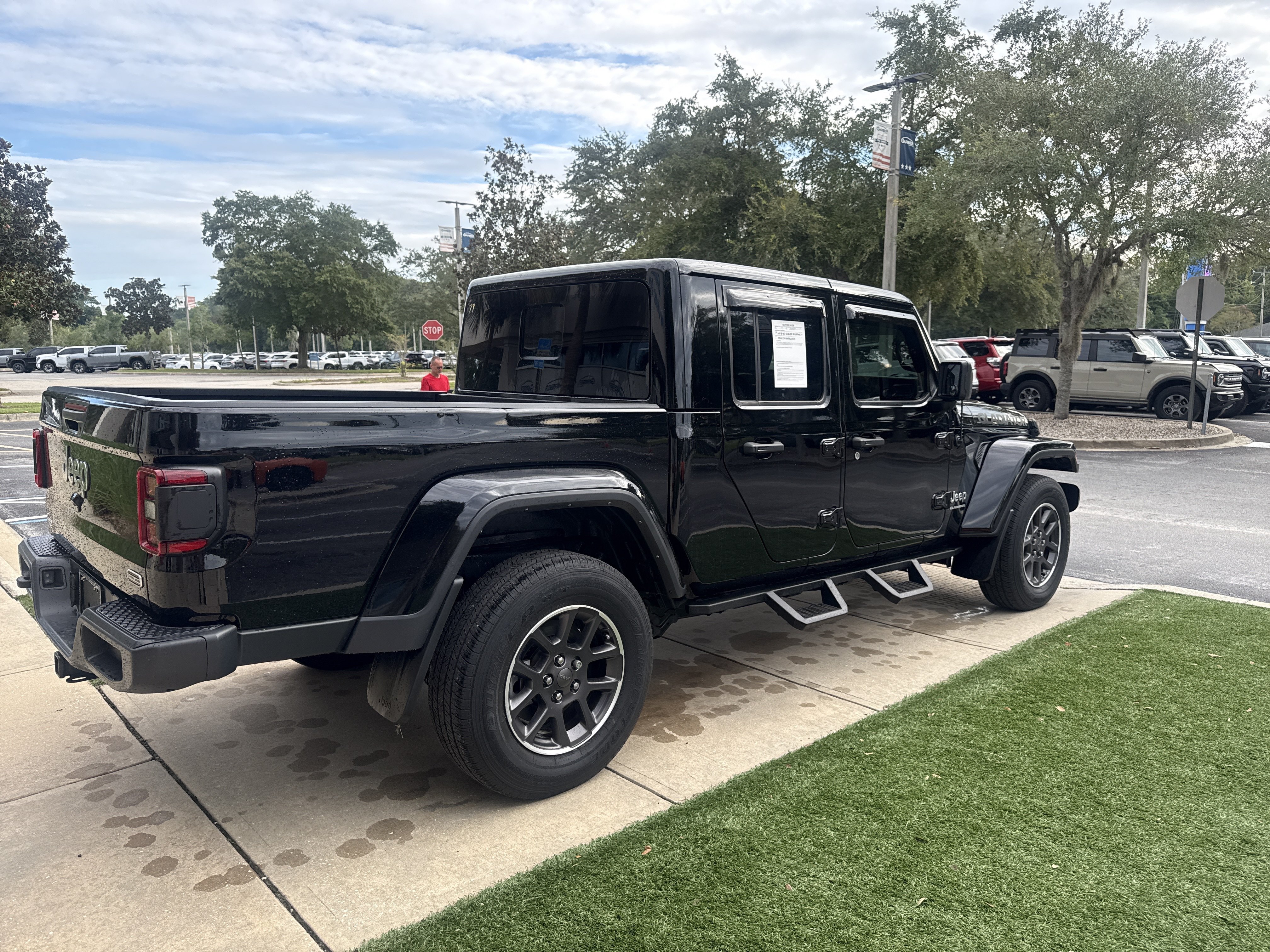 Certified 2023 Jeep Gladiator Overland Truck Crew Cab