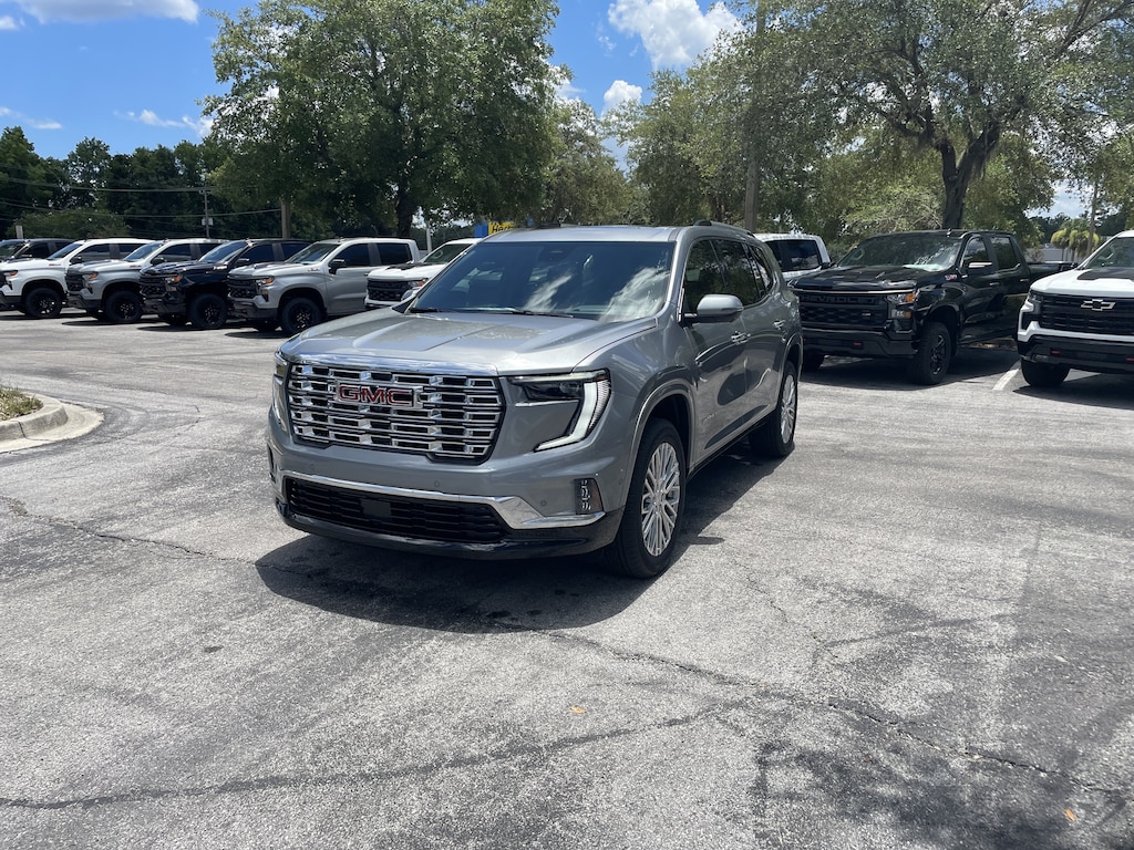 New 2026 GMC Acadia Denali SUV