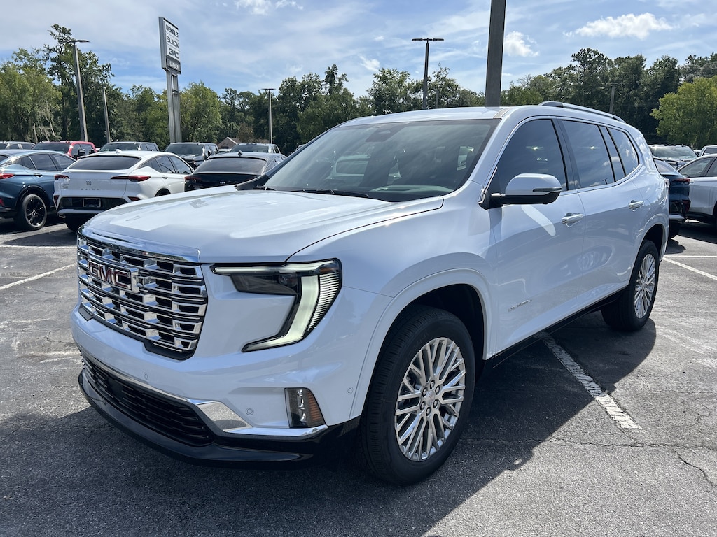 New 2026 GMC Acadia Denali SUV