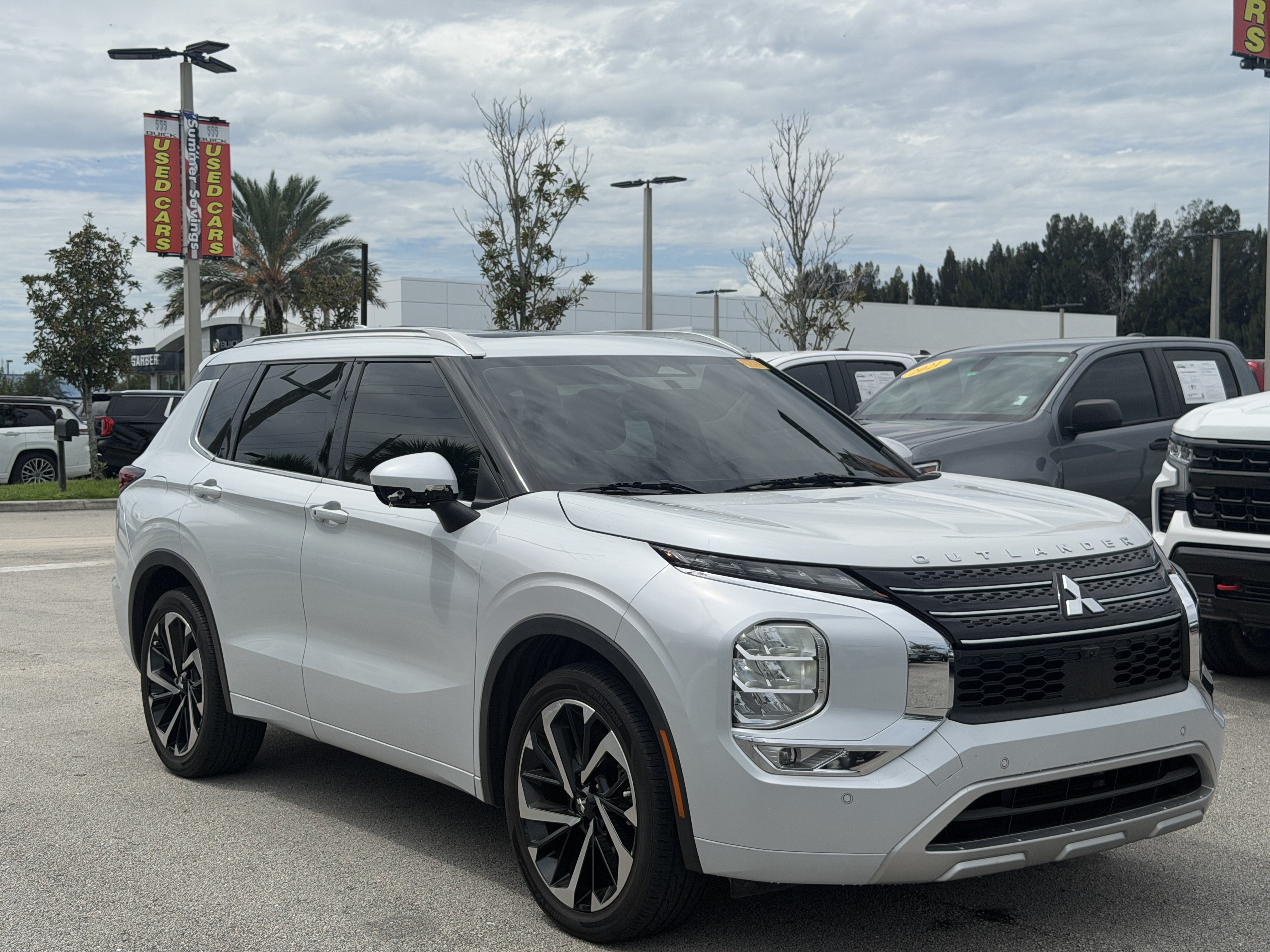 Used 2023 Mitsubishi Outlander SEL 2.5 2WD SUV