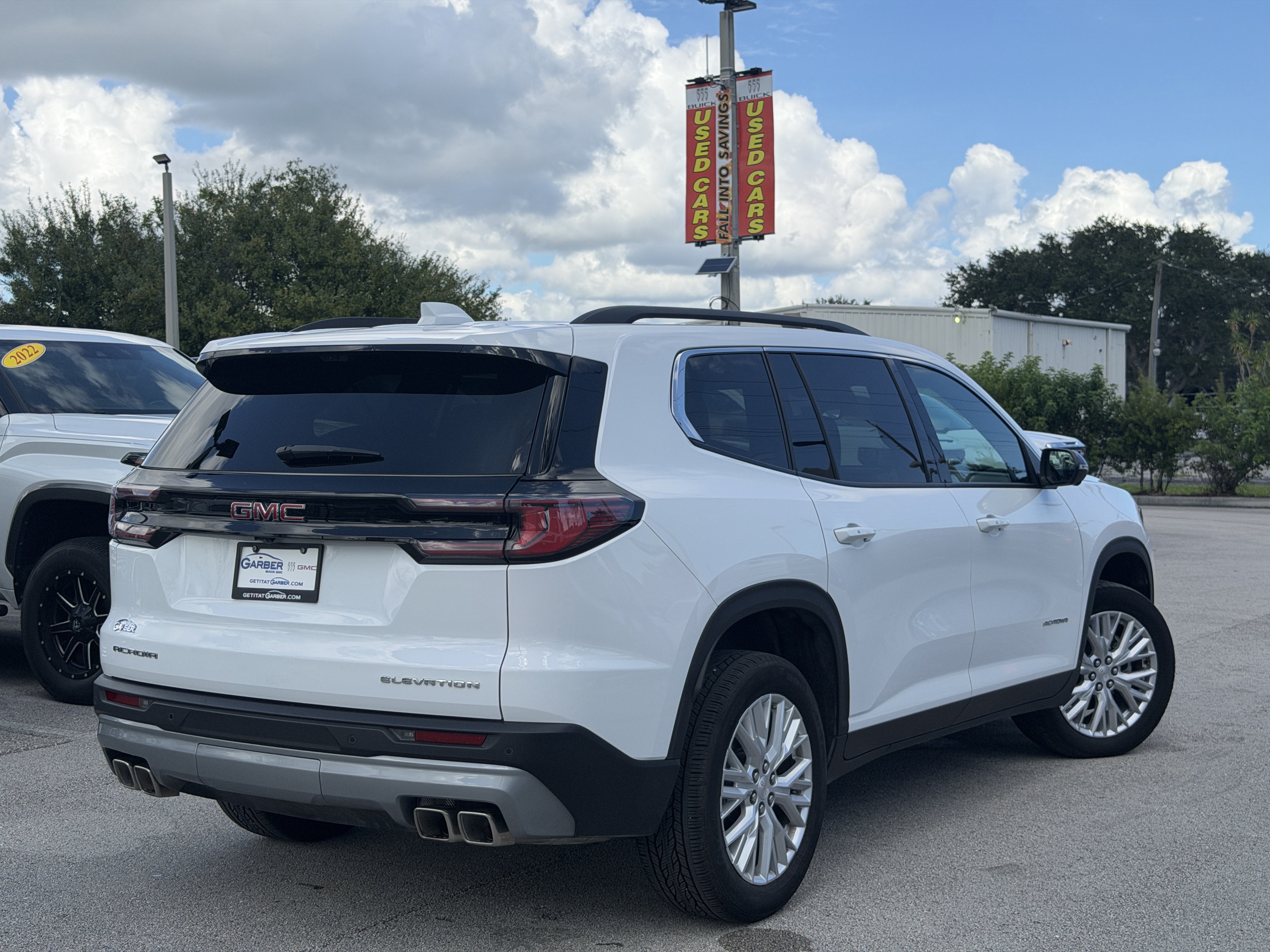 Used 2026 GMC Acadia Elevation SUV
