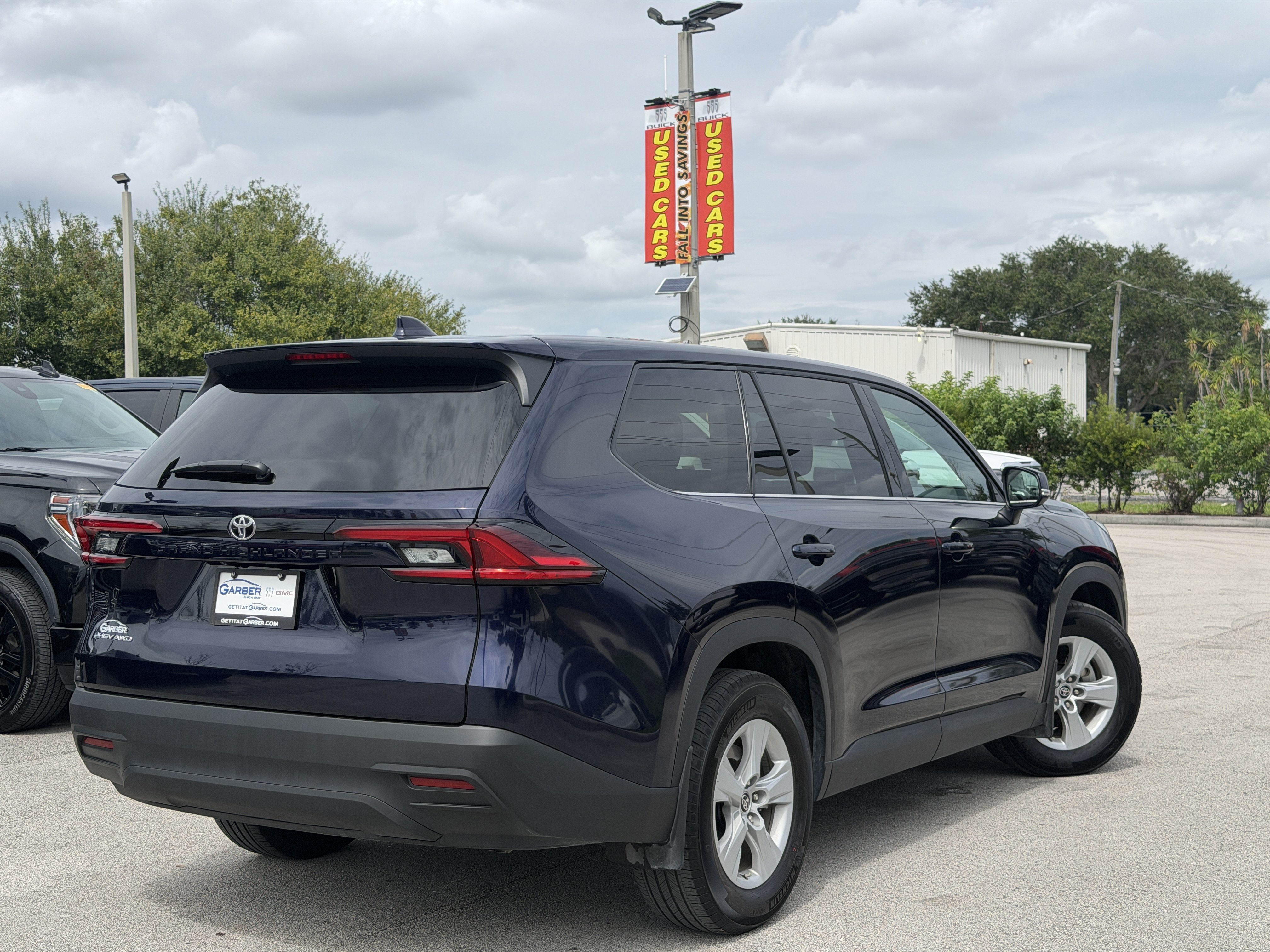 Used 2025 Toyota Grand Highlander Hybrid LE SUV