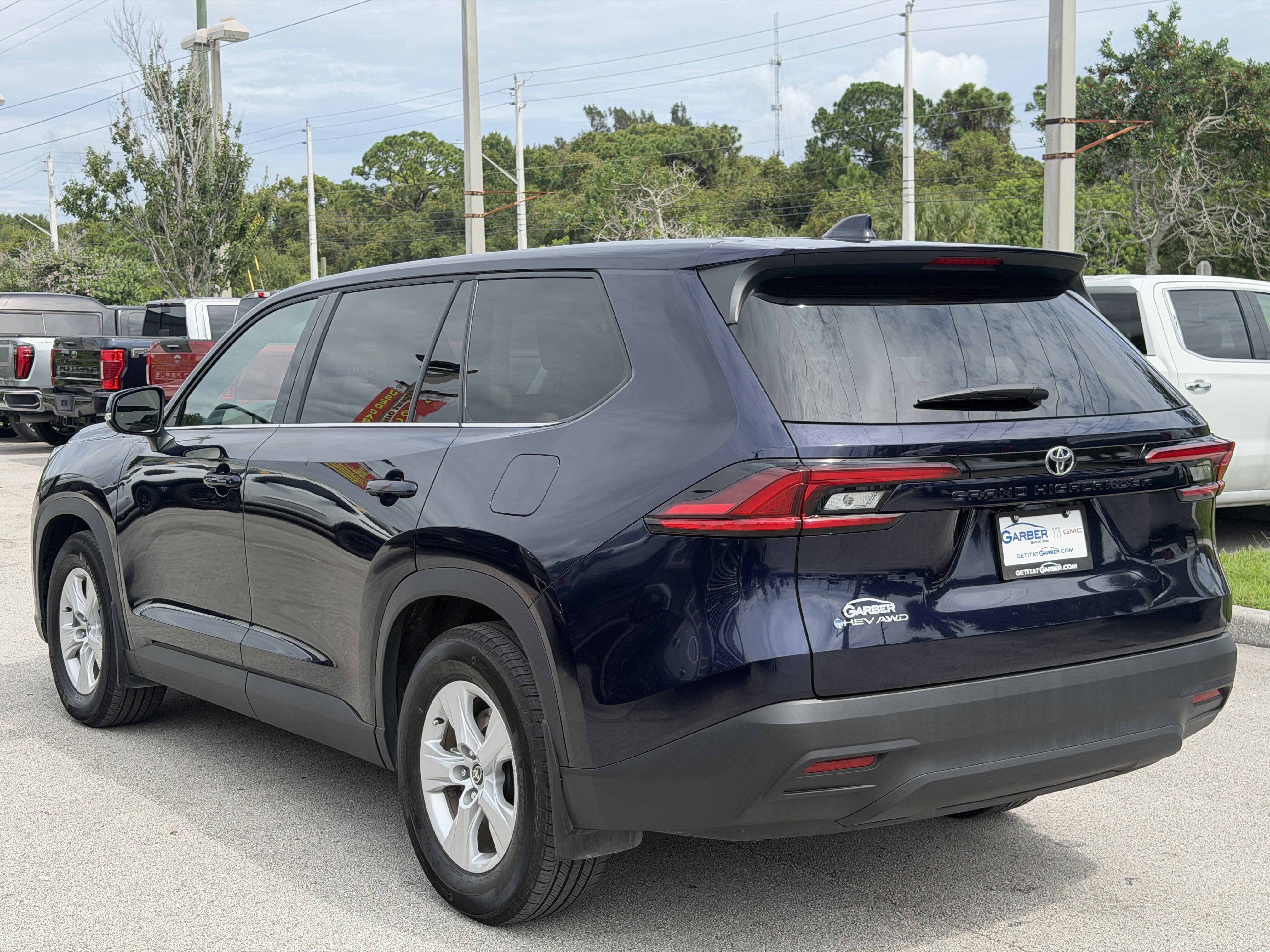 Used 2025 Toyota Grand Highlander Hybrid LE SUV