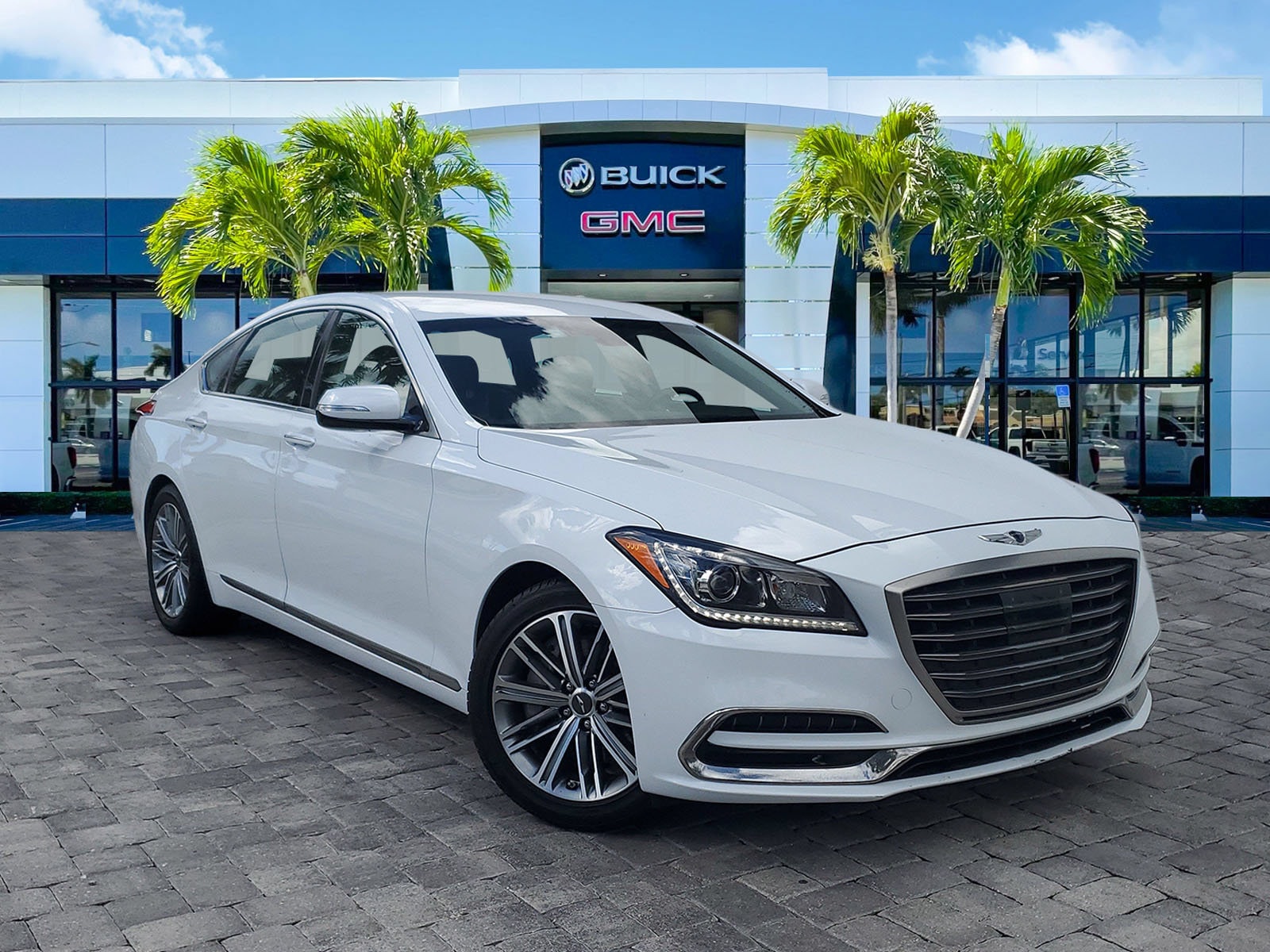 2018 GENESIS G80