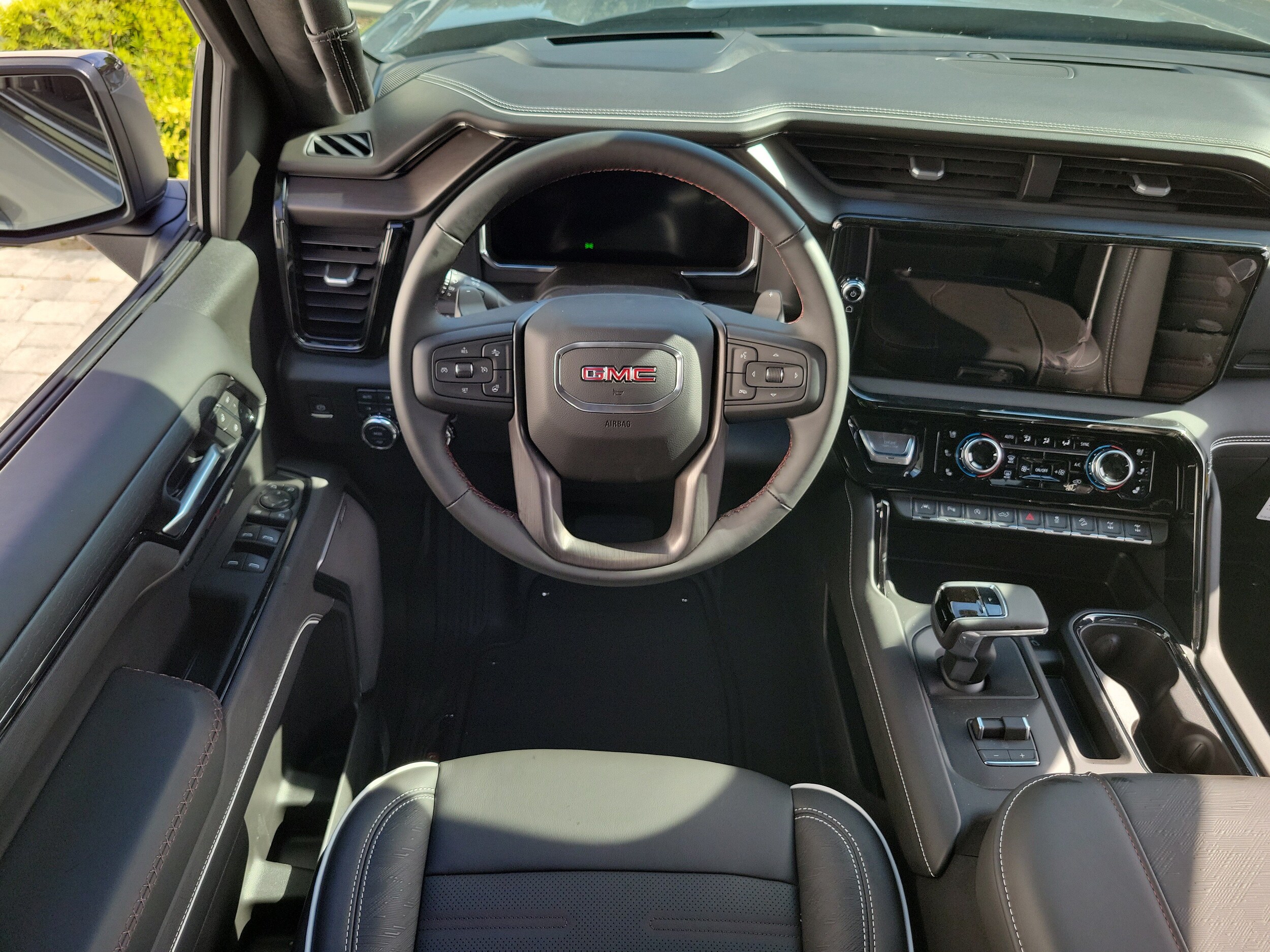 2026 GMC Sierra 1500 AT4X - Photo 15