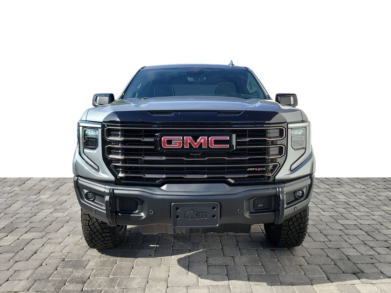2026 GMC Sierra 1500 AT4X - Photo 2