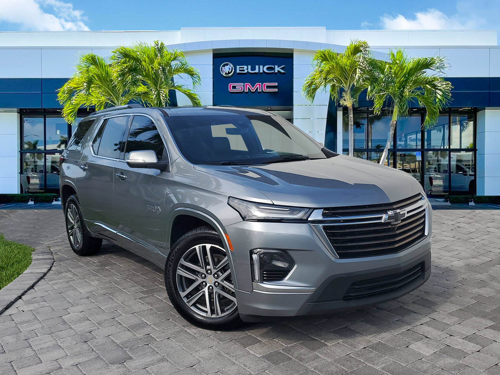 Used 2023 Chevrolet Traverse High Country SUV