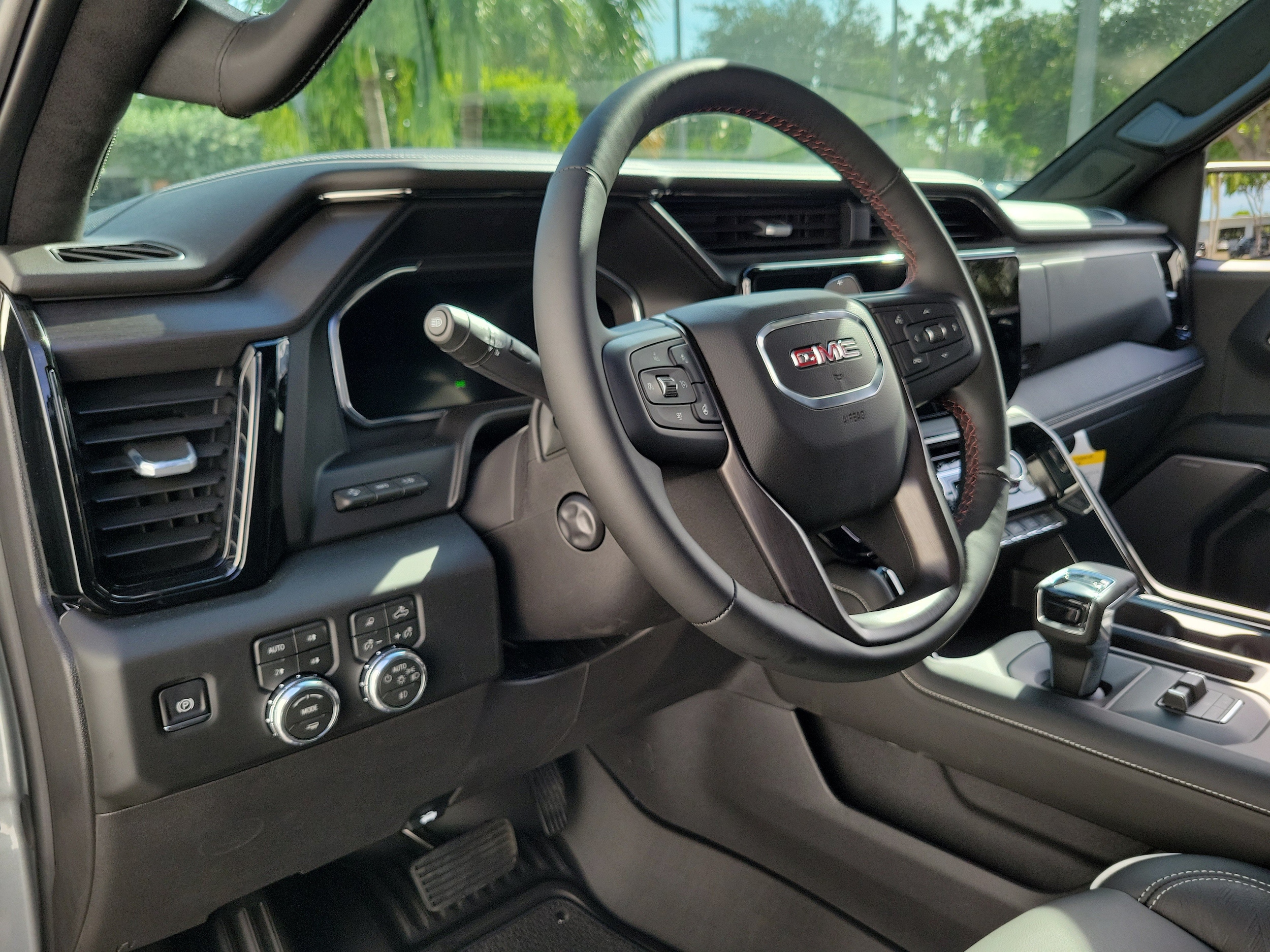 2026 GMC Sierra 1500 AT4X - Photo 20