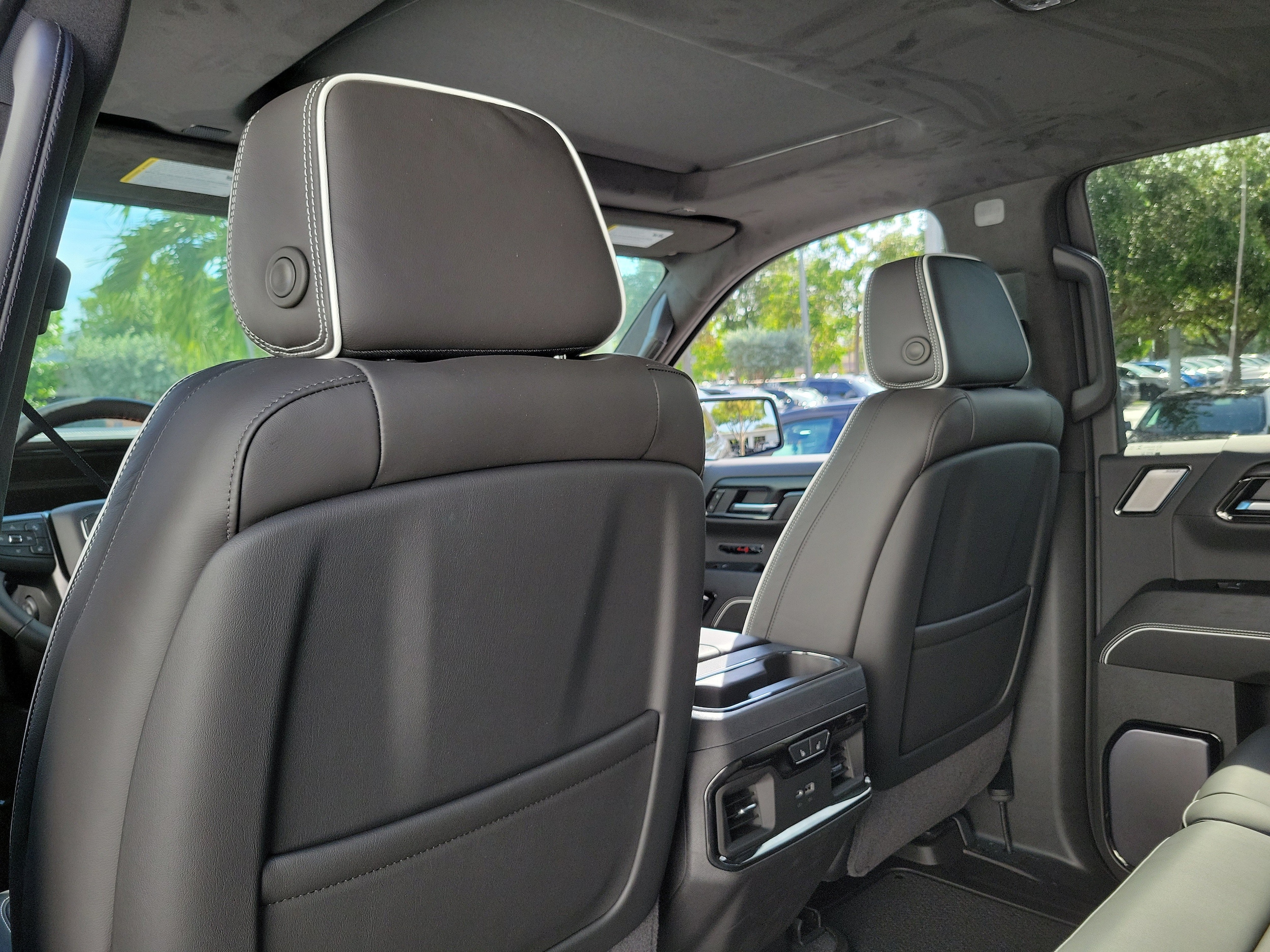 2026 GMC Sierra 1500 AT4X - Photo 14