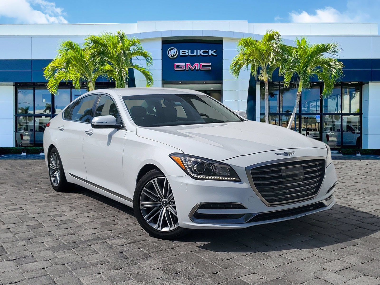 2018 GENESIS G80