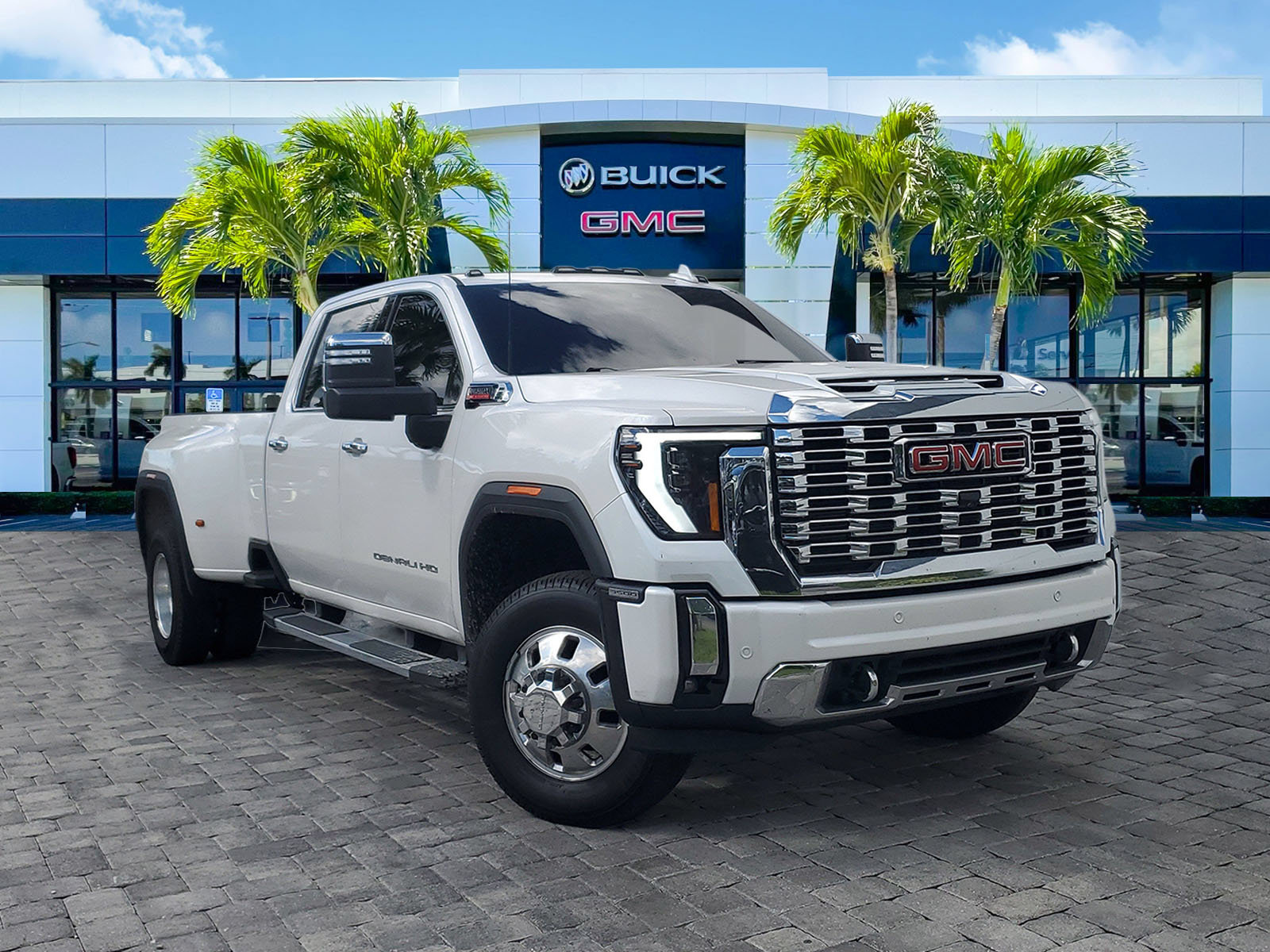 Used 2025 GMC Sierra 3500 HD Denali DRW Truck Crew Cab