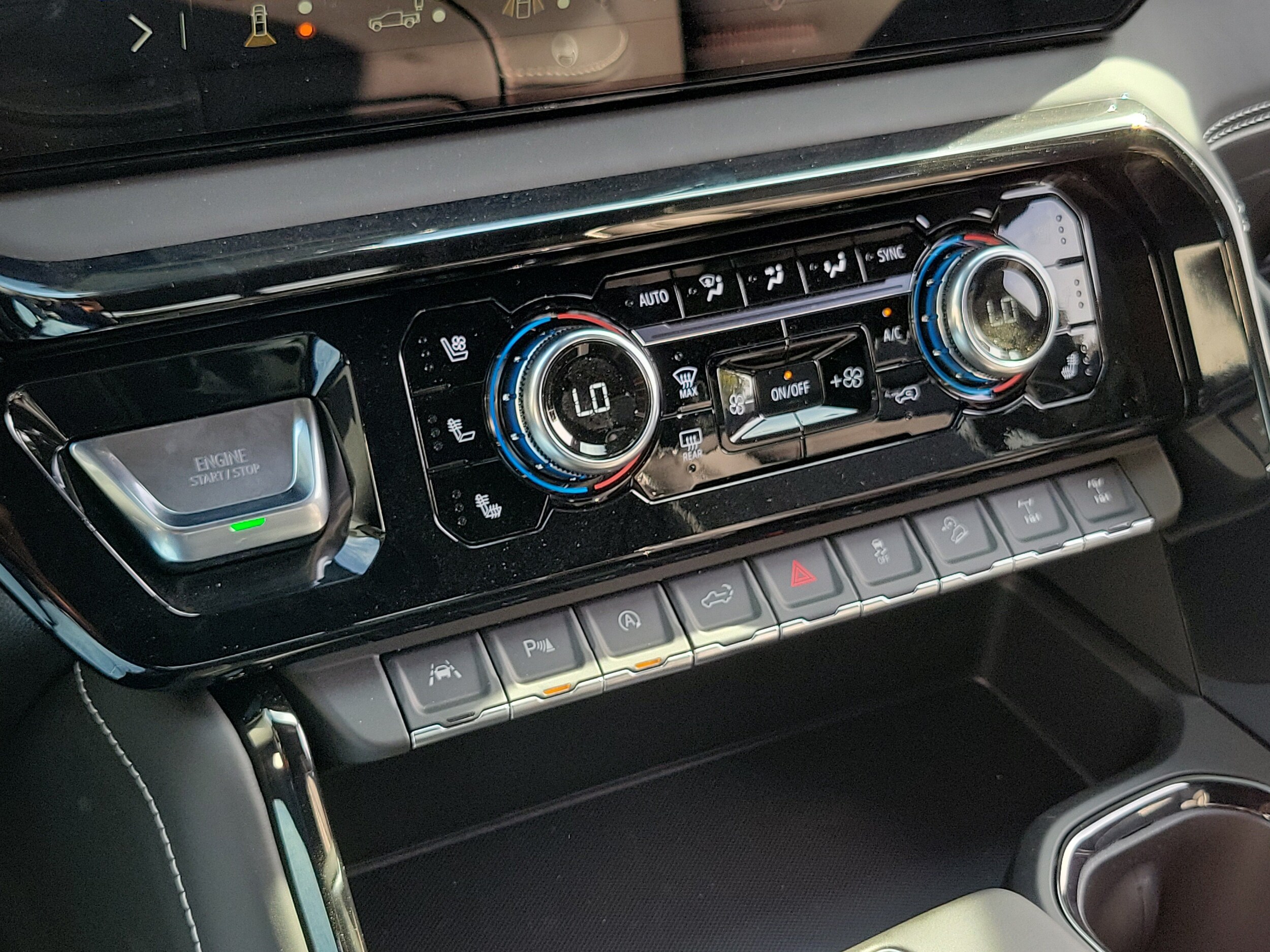 2026 GMC Sierra 1500 AT4X - Photo 31