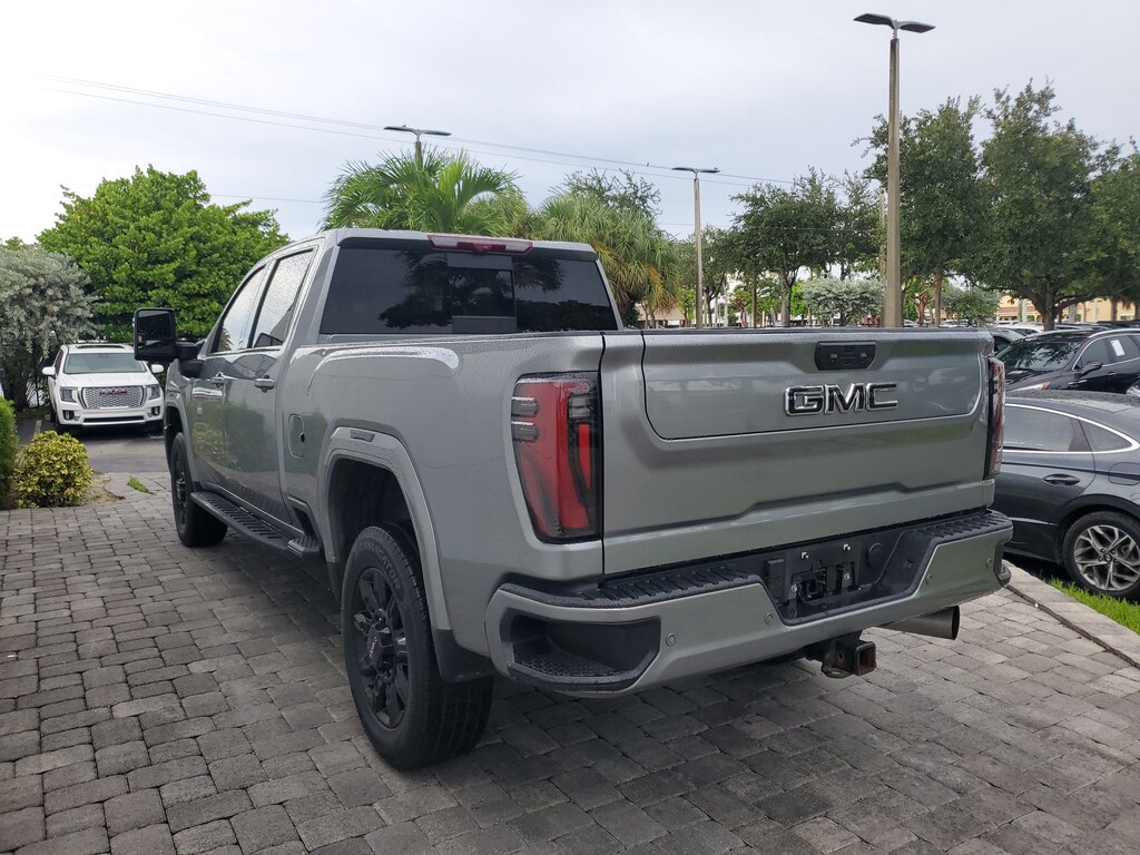 Used 2025 GMC Sierra 2500 HD AT4 Truck Crew Cab