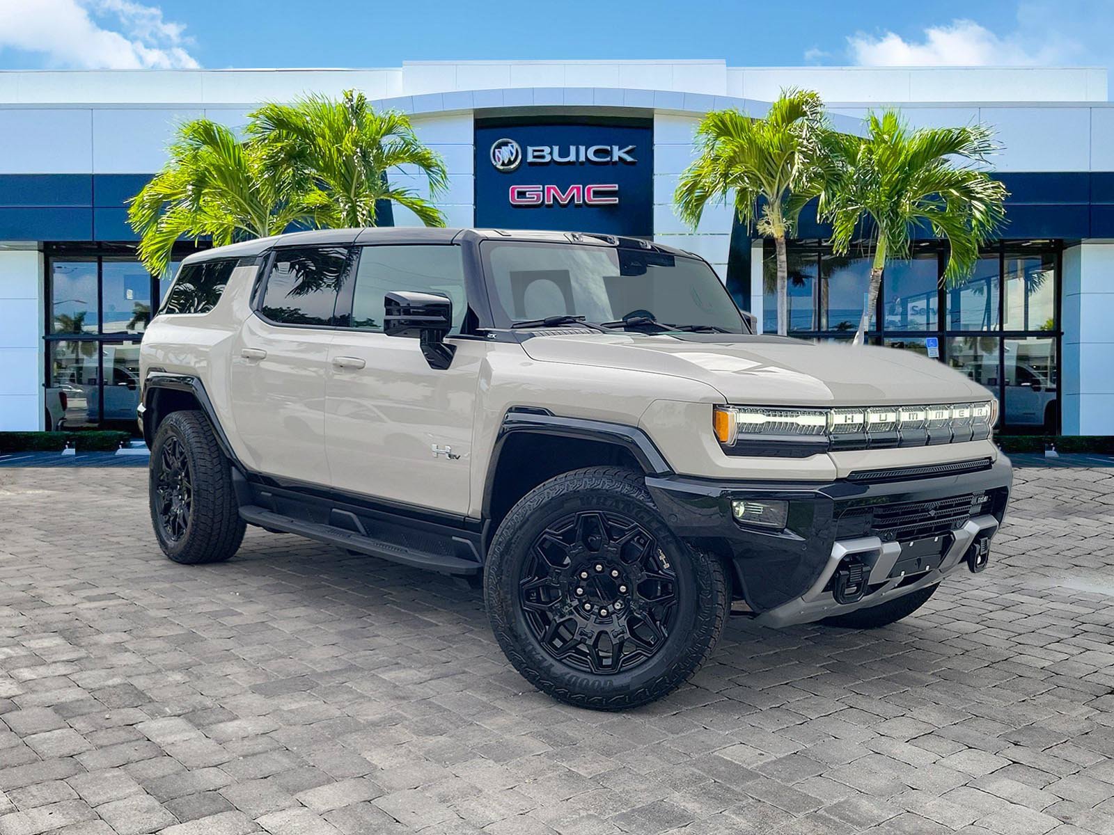  GMC HUMMER EV SUV