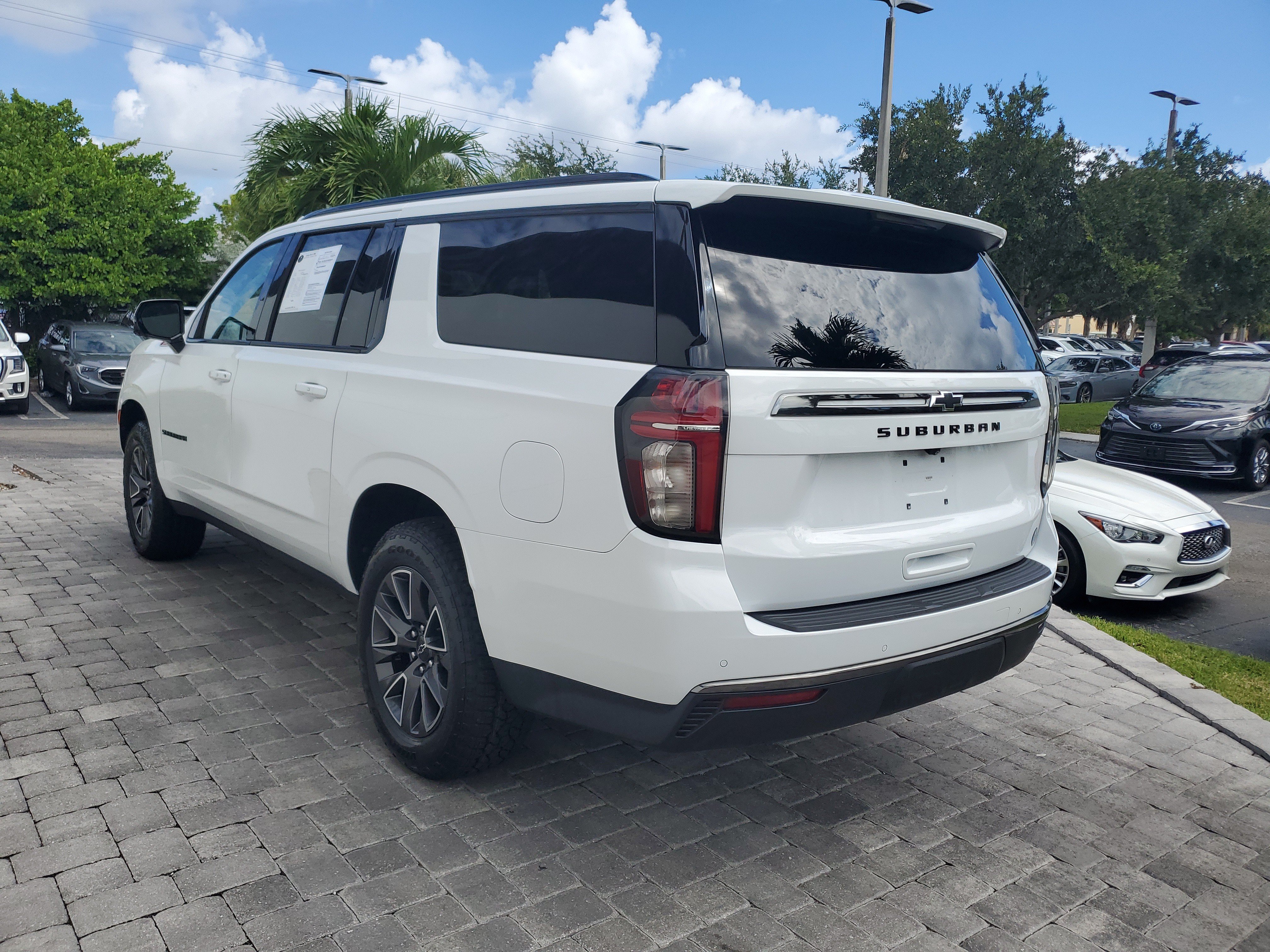 Used 2022 Chevrolet Suburban Z71 SUV