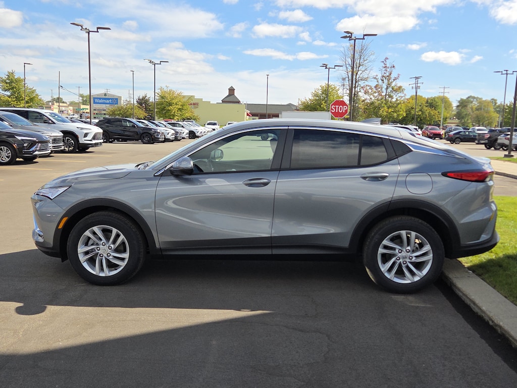 New 2026 Buick Envista Preferred SUV