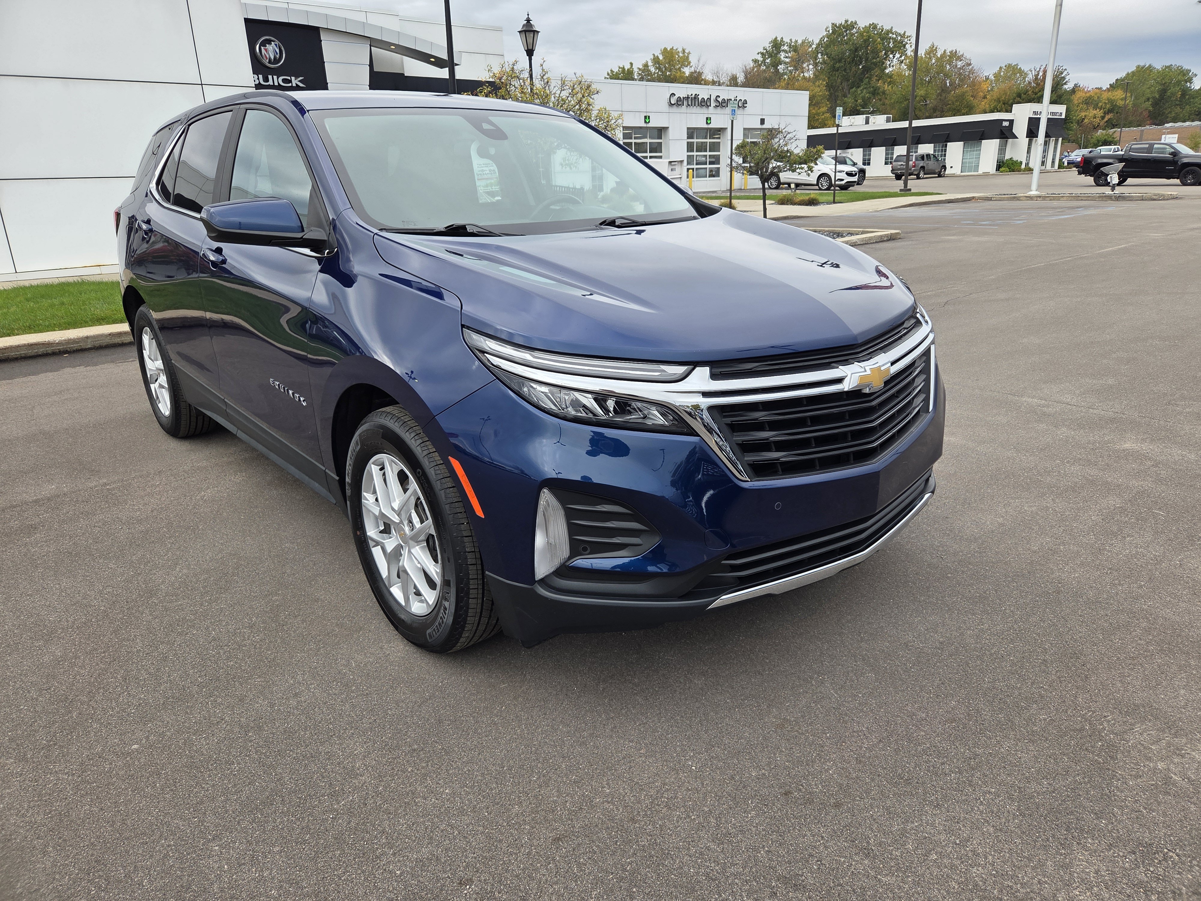 Used 2022 Chevrolet Equinox LT SUV