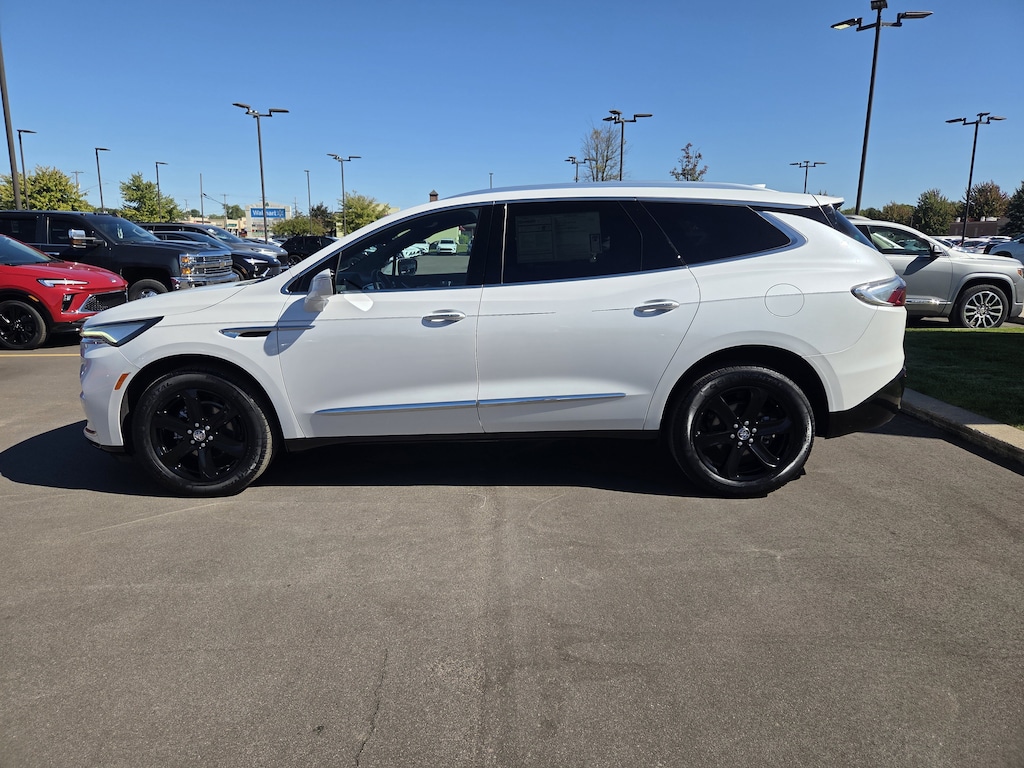 Used 2023 Buick Enclave Essence SUV