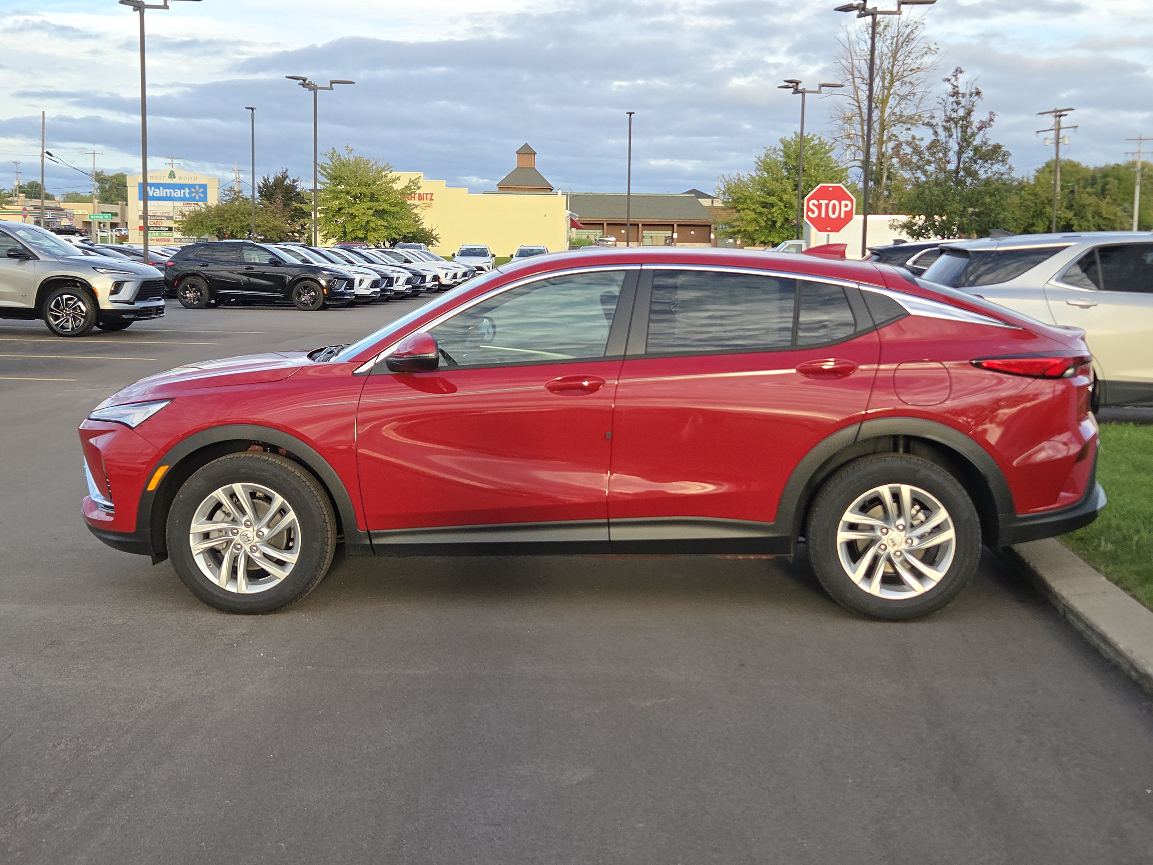 New 2026 Buick Envista Preferred SUV
