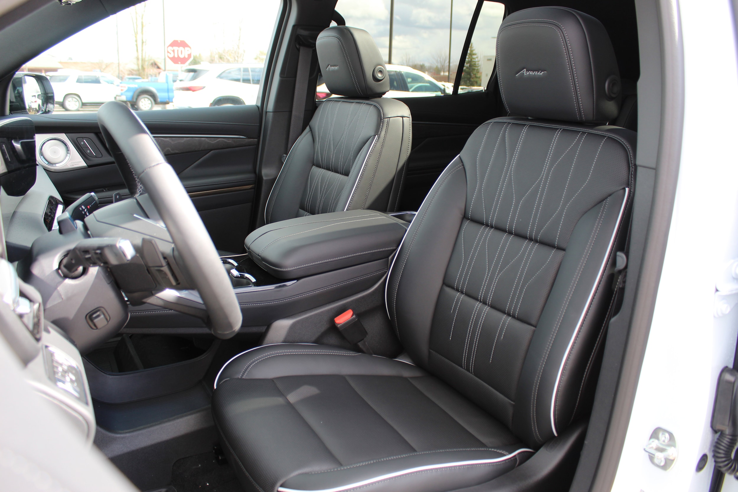 2026 Buick Enclave Avenir - Photo 38