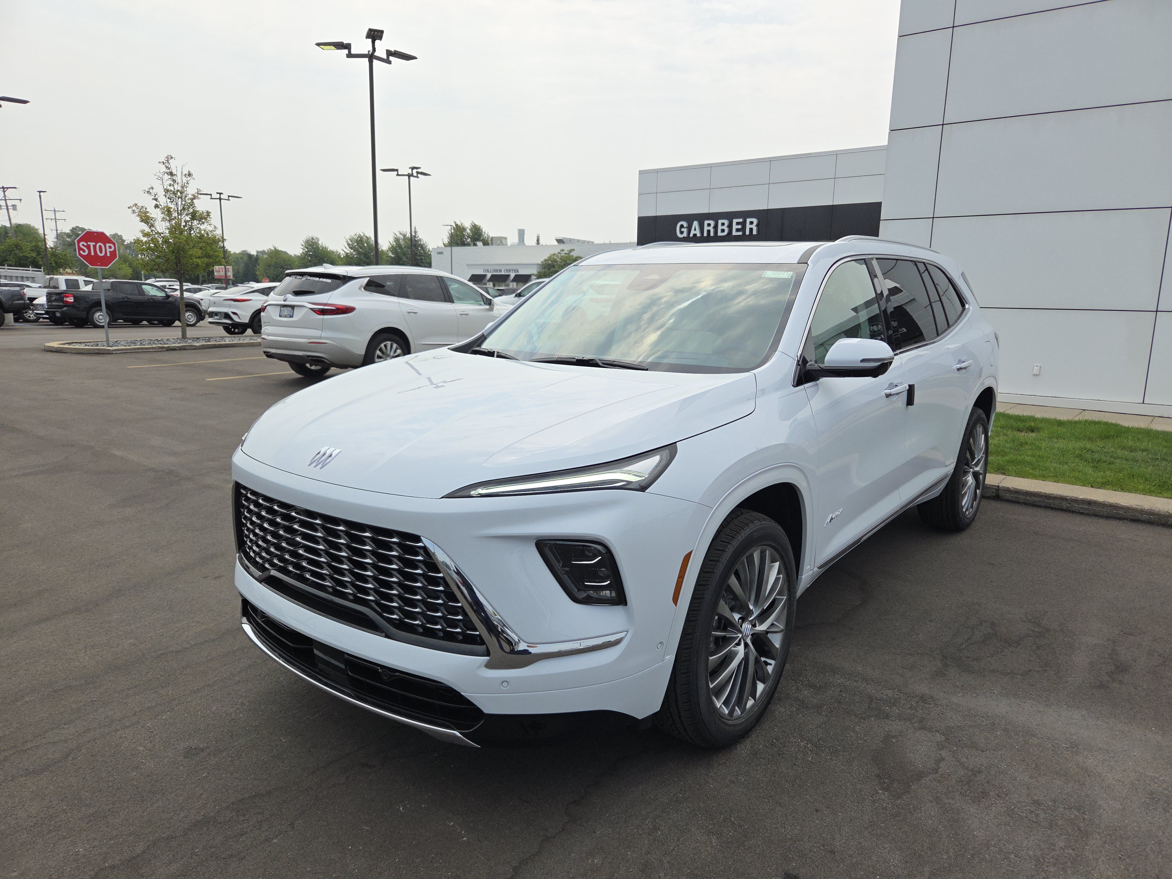 New 2026 Buick Enclave Avenir SUV