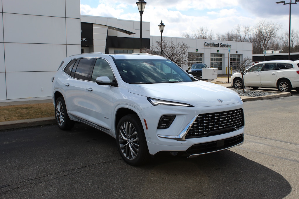 New 2026 Buick Enclave Avenir SUV