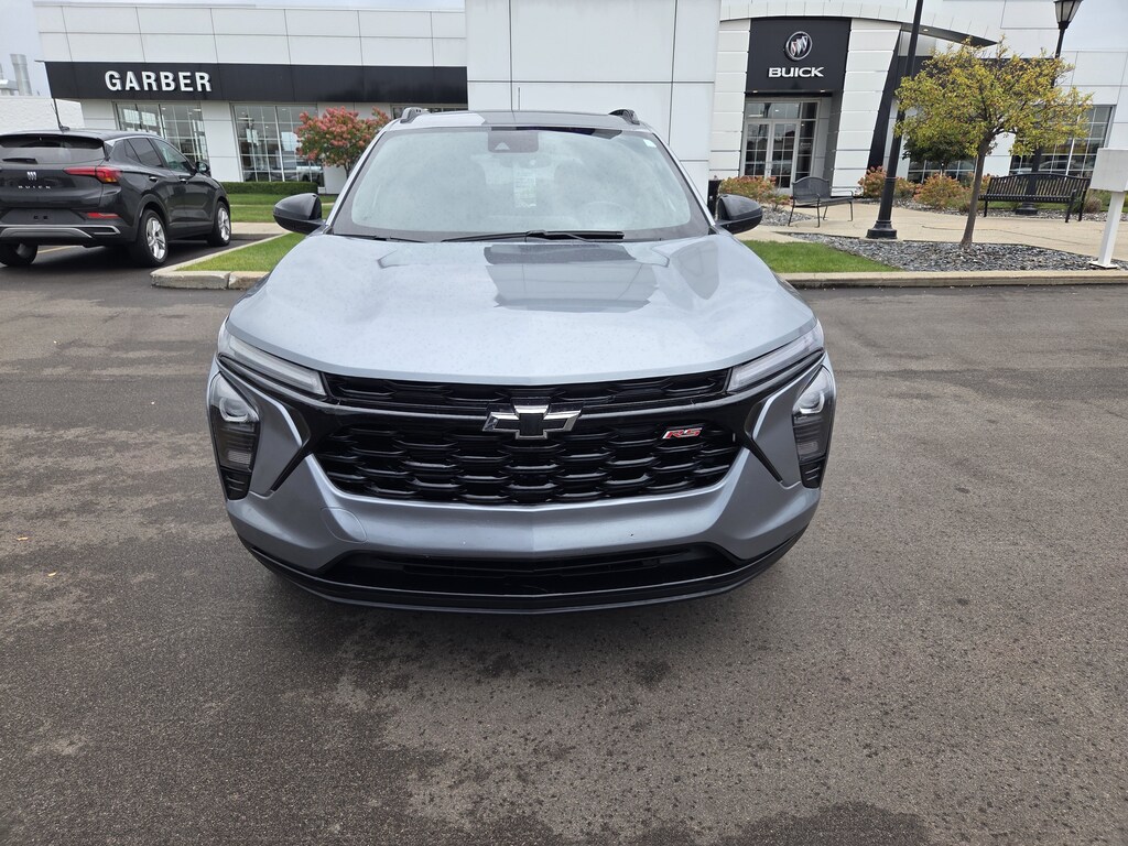 Used 2024 Chevrolet Trax 2RS SUV