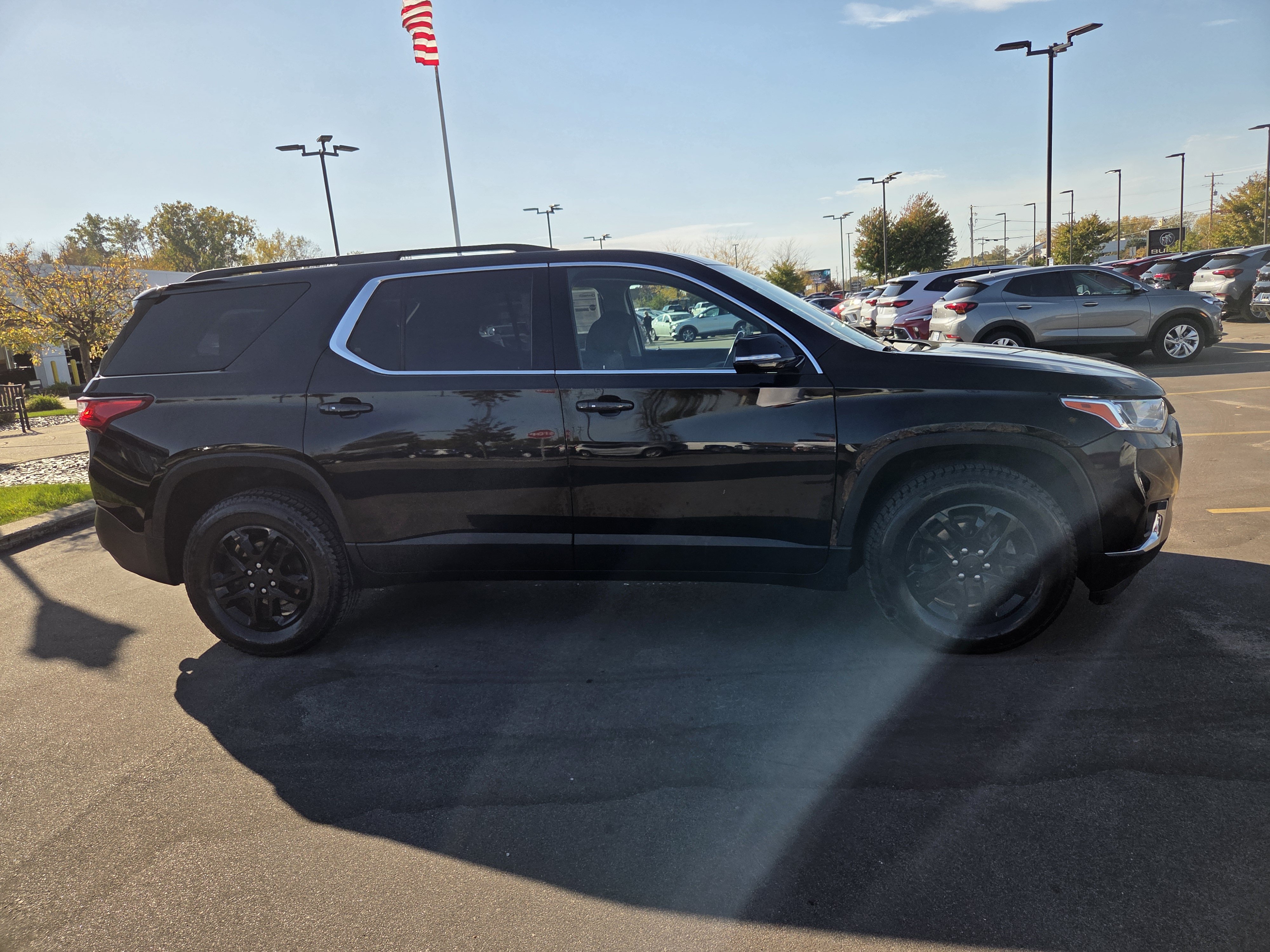Used 2019 Chevrolet Traverse LT Cloth SUV