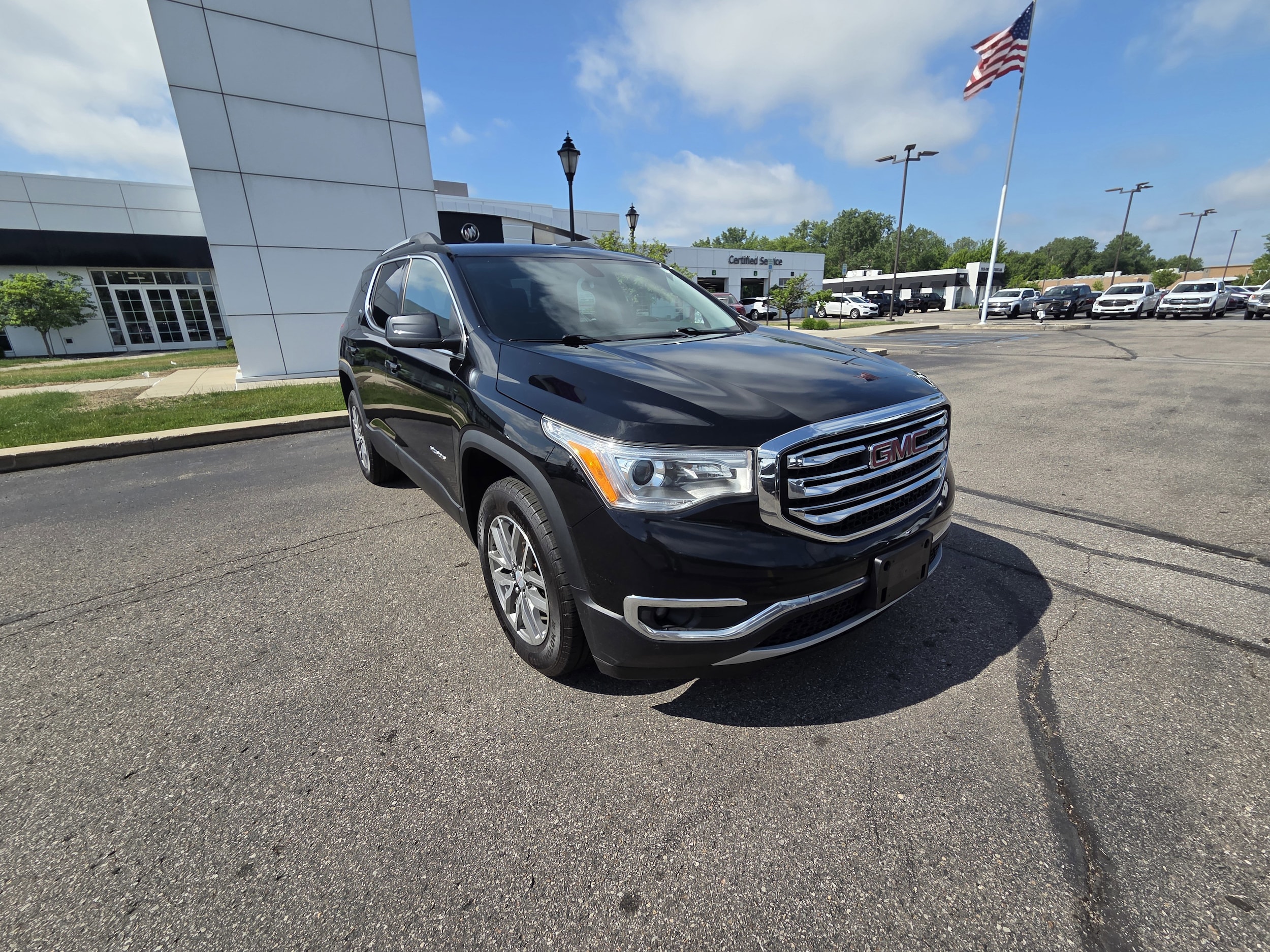 2018 GMC Acadia SLE-2