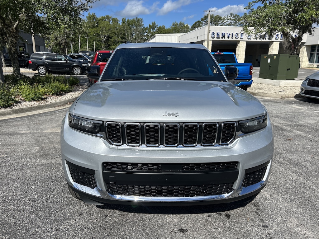 New 2026 Jeep Grand Cherokee L L LAREDO X 4X2 Sport Utility