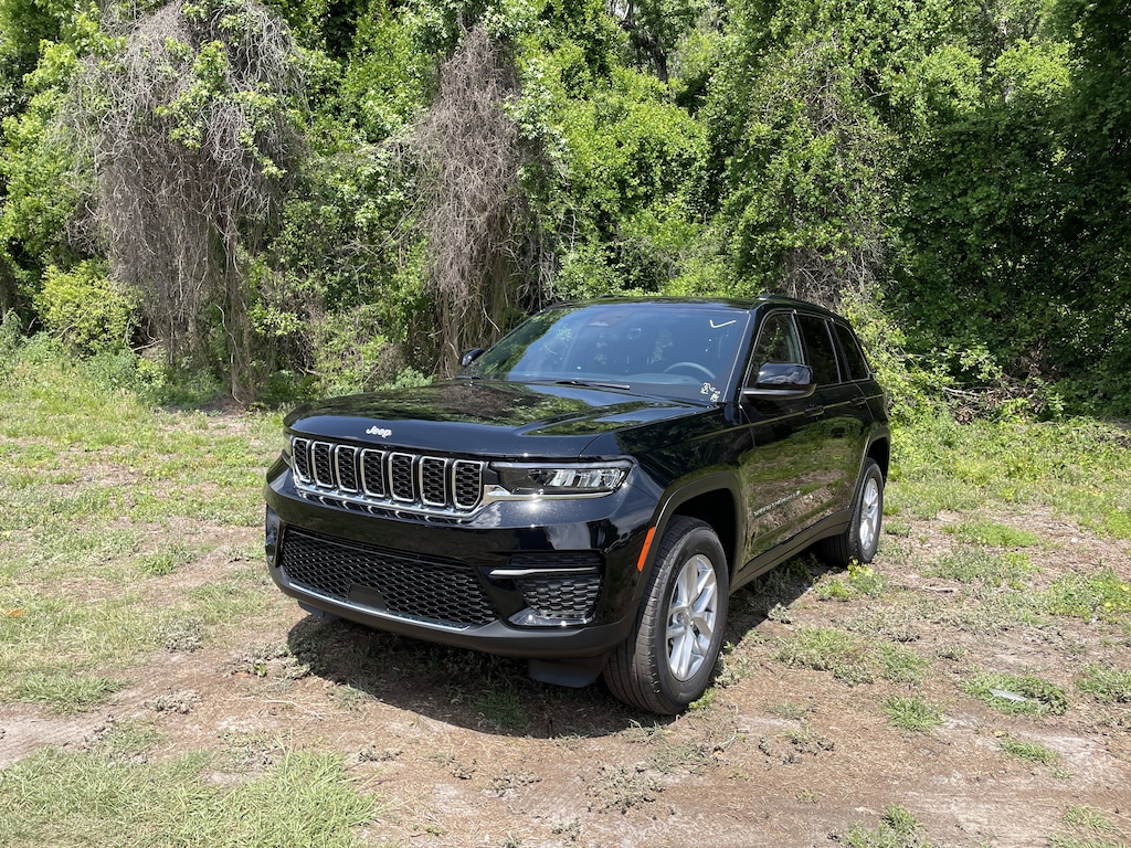 New 2026 Jeep Grand Cherokee LAREDO X 4X2 Sport Utility