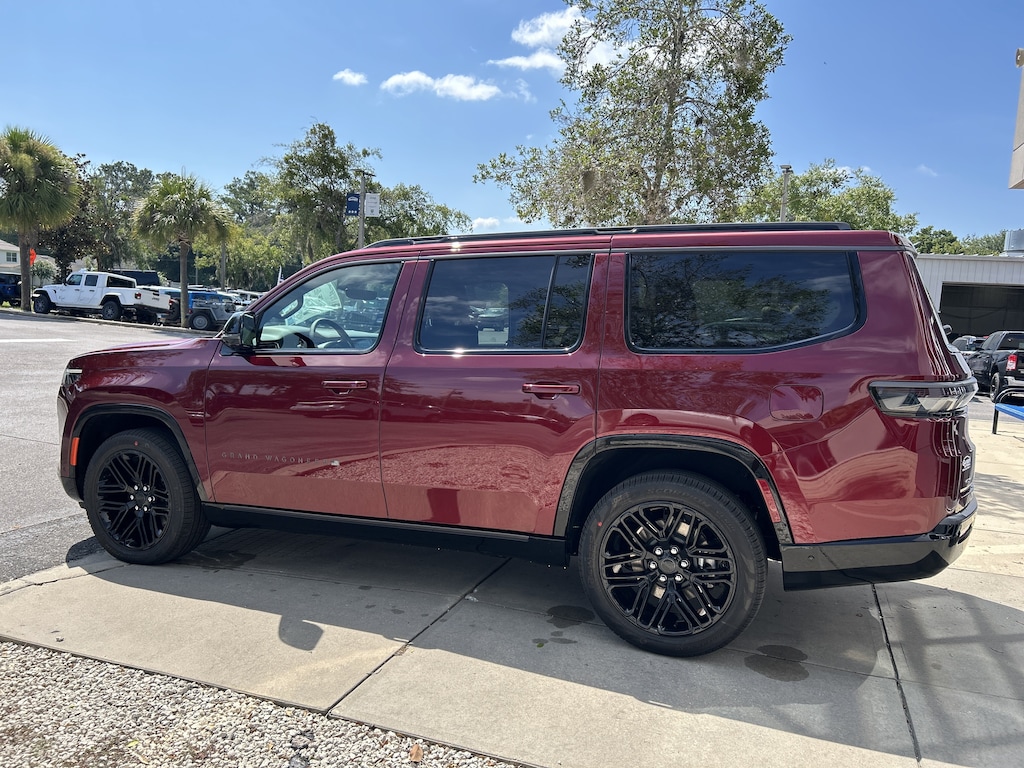 New 2026 Jeep Grand Wagoneer LIMITED RESERVE 4X4 Sport Utility