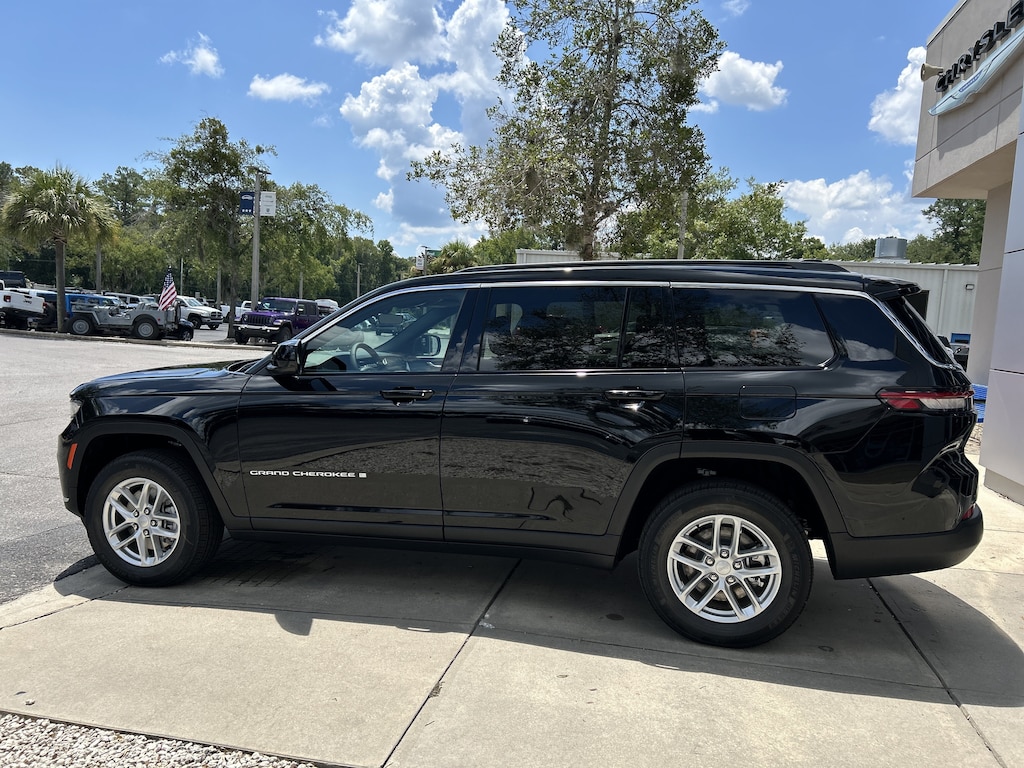 New 2026 Jeep Grand Cherokee L L LAREDO X 4X2 Sport Utility