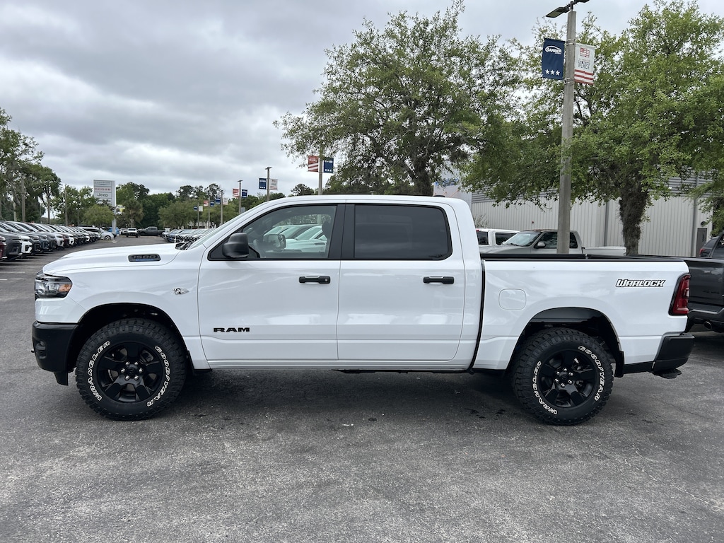 New 2026 Ram 1500 WARLOCK CREW CAB 4X4 5'7 BOX Pickup