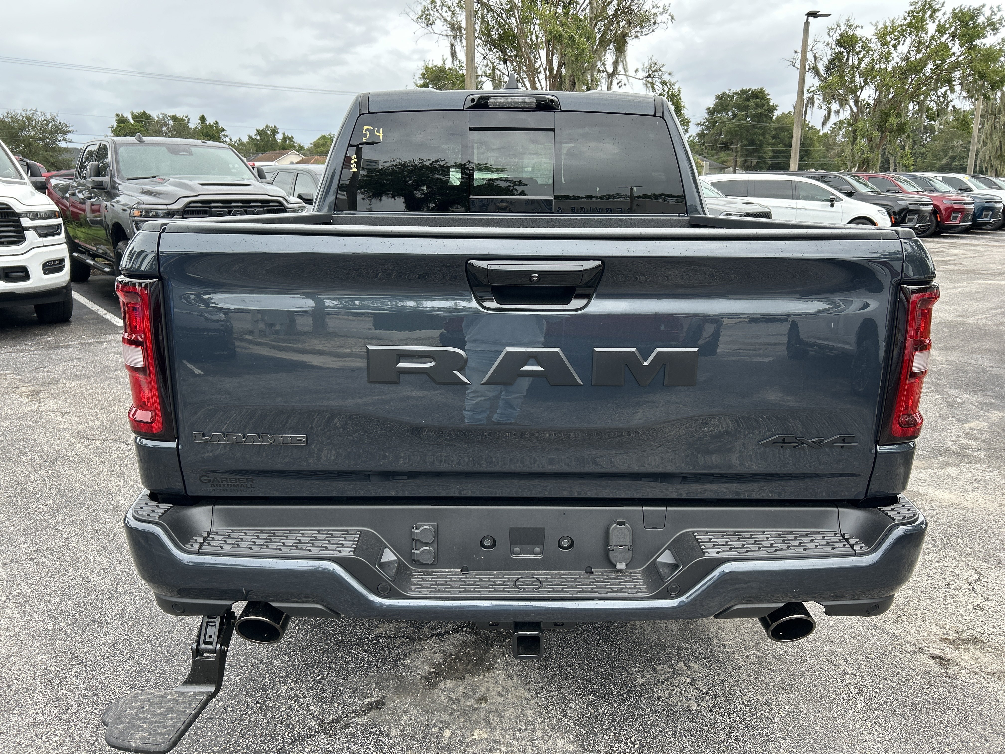 New 2027 Ram 1500 LARAMIE CREW CAB 4X4 5'7 BOX Pickup