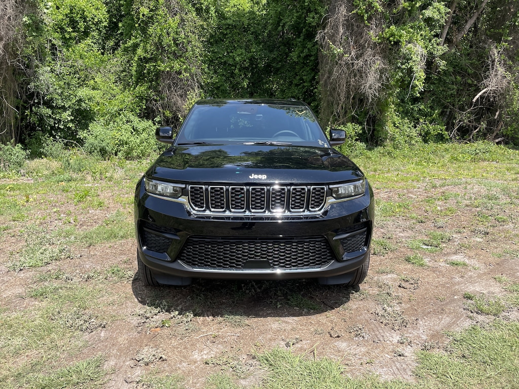 New 2026 Jeep Grand Cherokee LAREDO X 4X2 Sport Utility