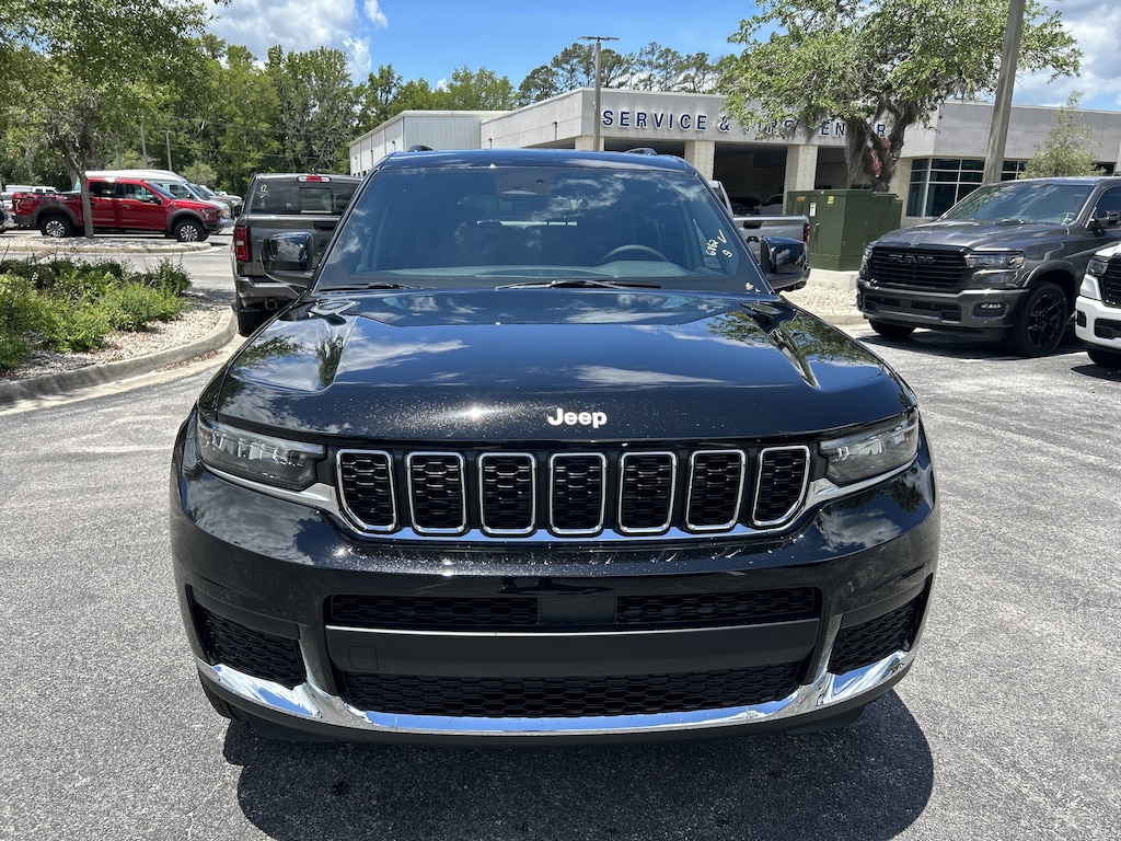 New 2026 Jeep Grand Cherokee L L LAREDO X 4X2 Sport Utility