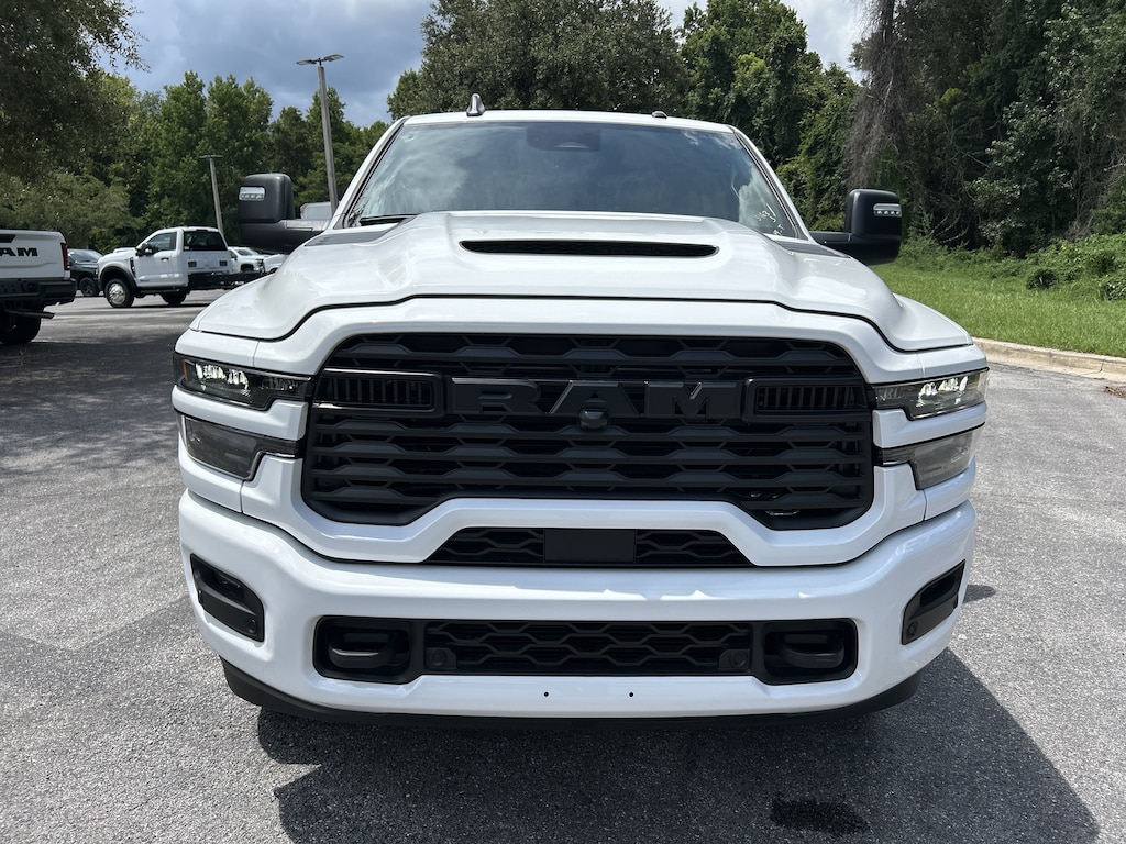 New 2026 Ram 2500 BLACK EXPRESS CREW CAB 4X4 6'4 BOX Pickup