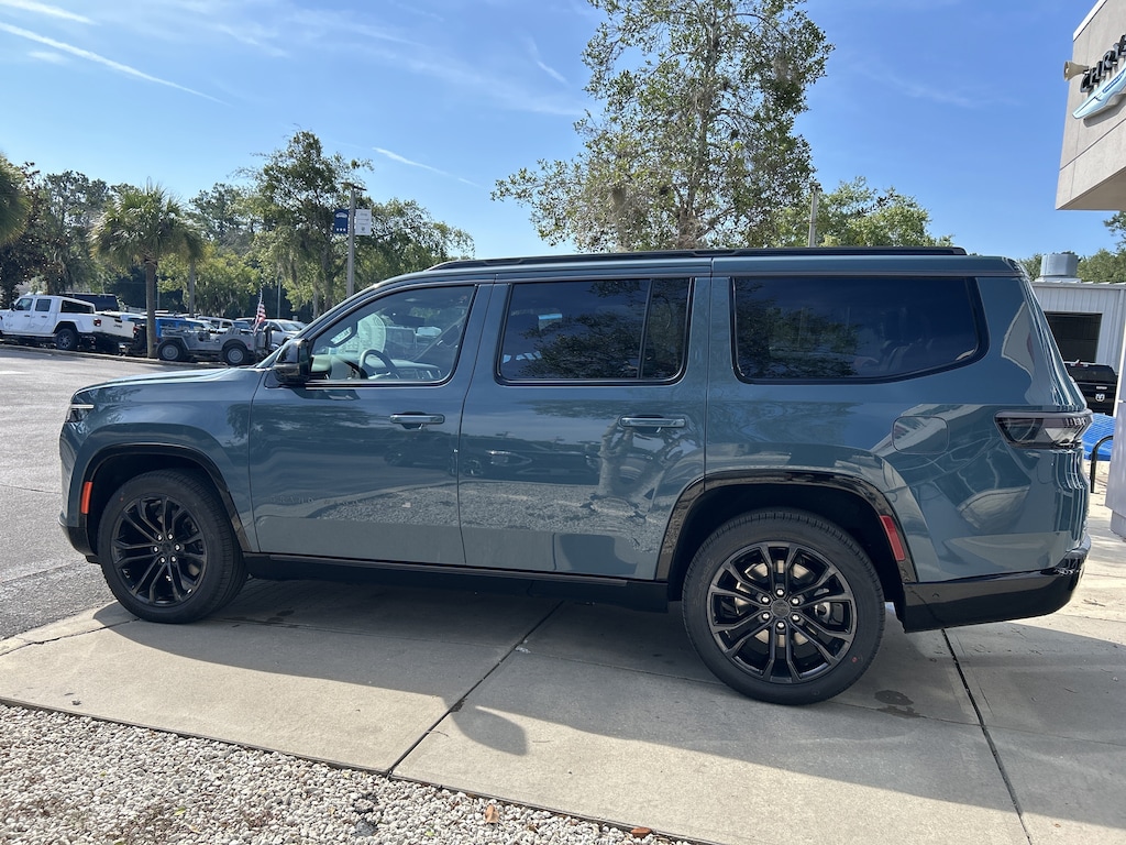 New 2026 Jeep Grand Wagoneer SUMMIT OBSIDIAN 4X4 Sport Utility