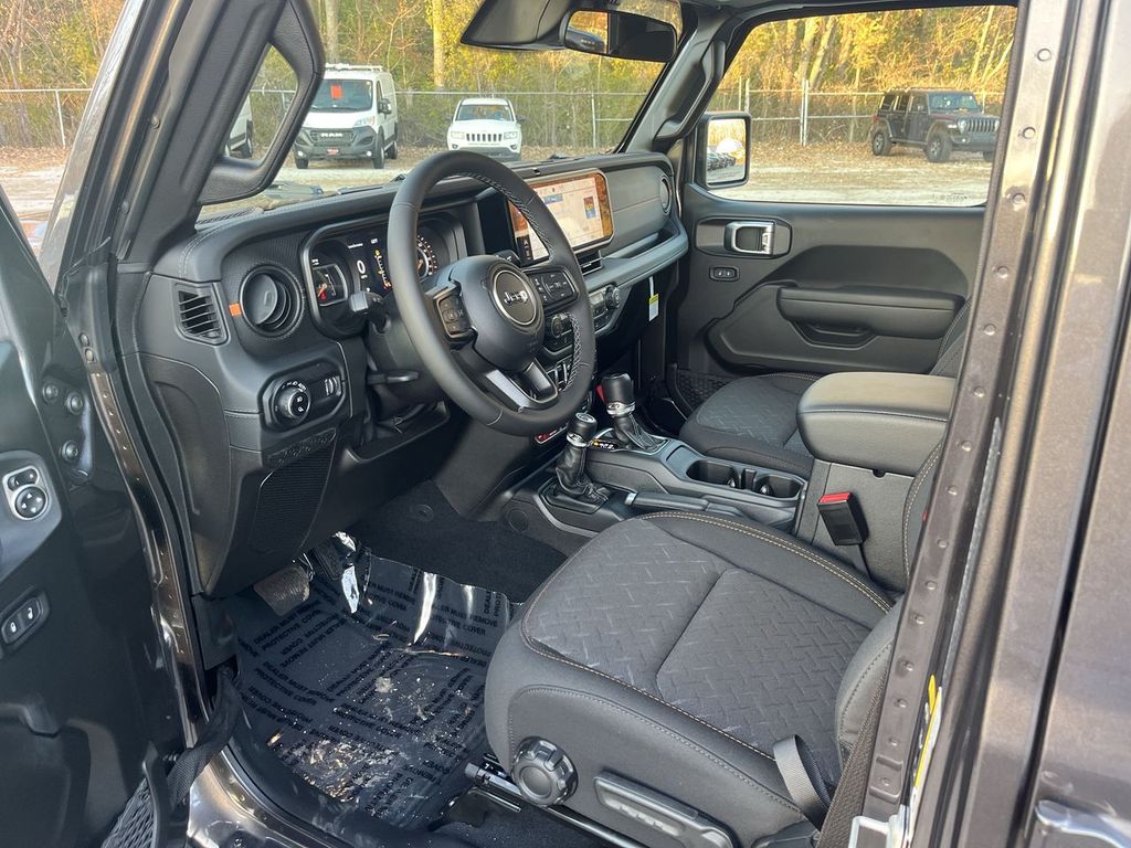 2026 Jeep Gladiator Mojave - Photo 11