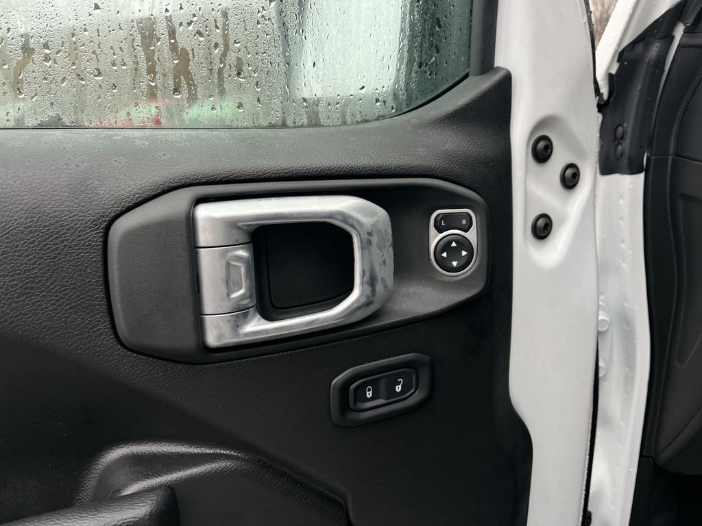 2026 Jeep Gladiator Rubicon - Photo 15