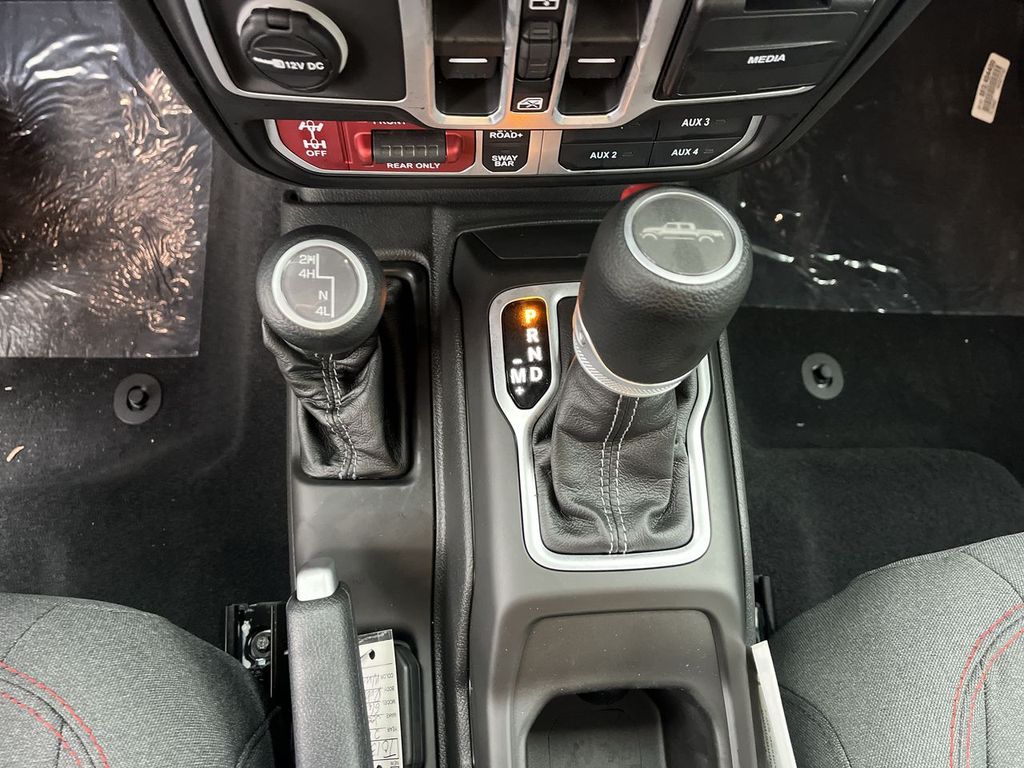 2026 Jeep Gladiator Rubicon - Photo 21