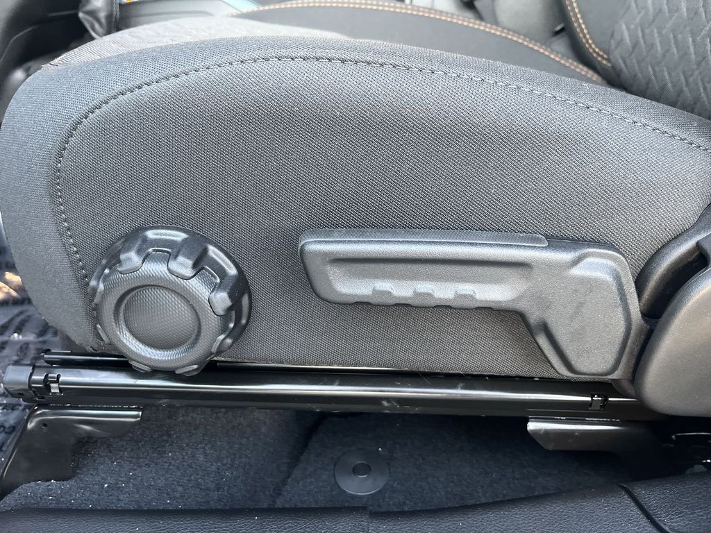 2026 Jeep Gladiator Mojave - Photo 12