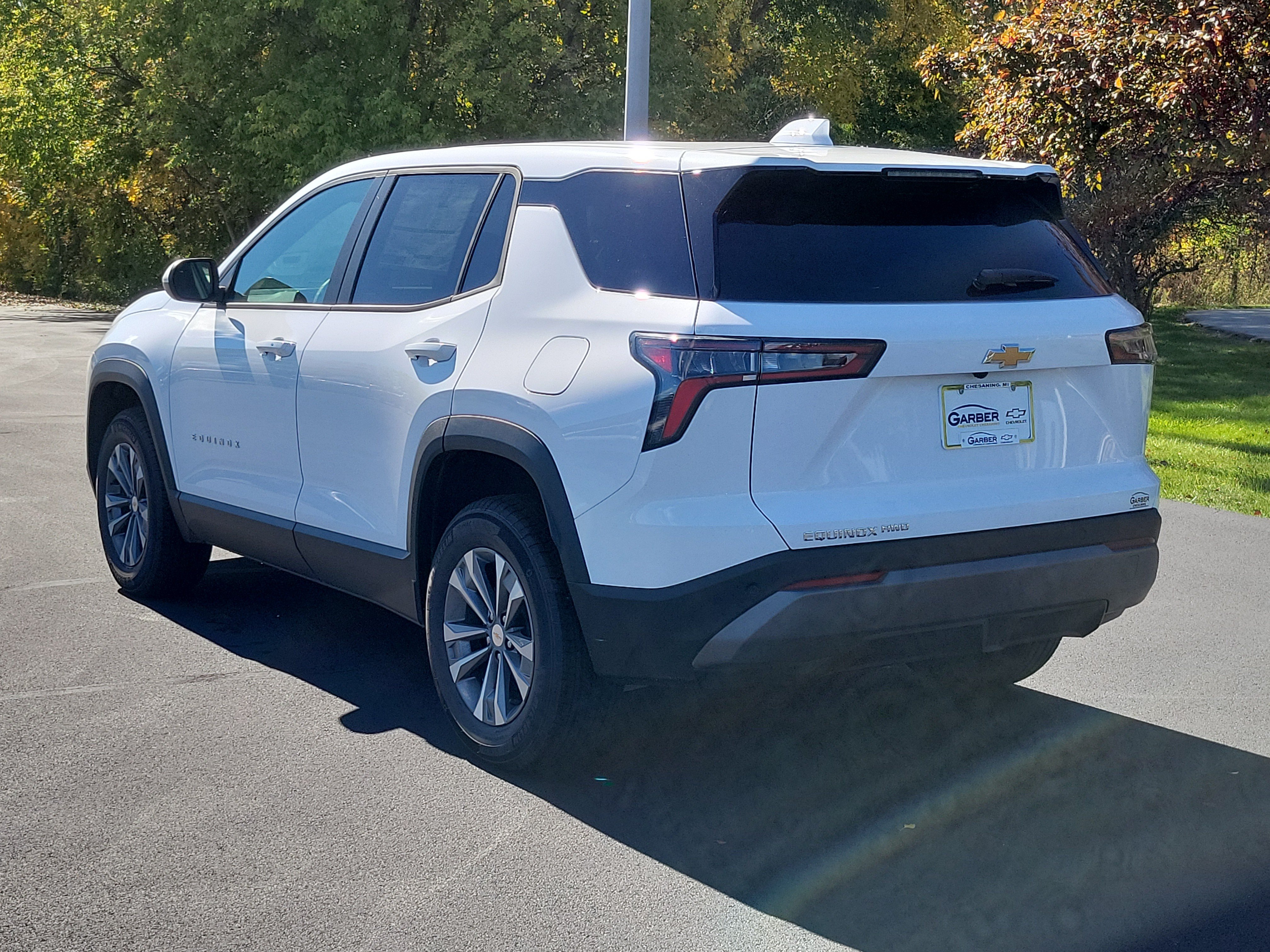 New 2027 Chevrolet Equinox LT SUV