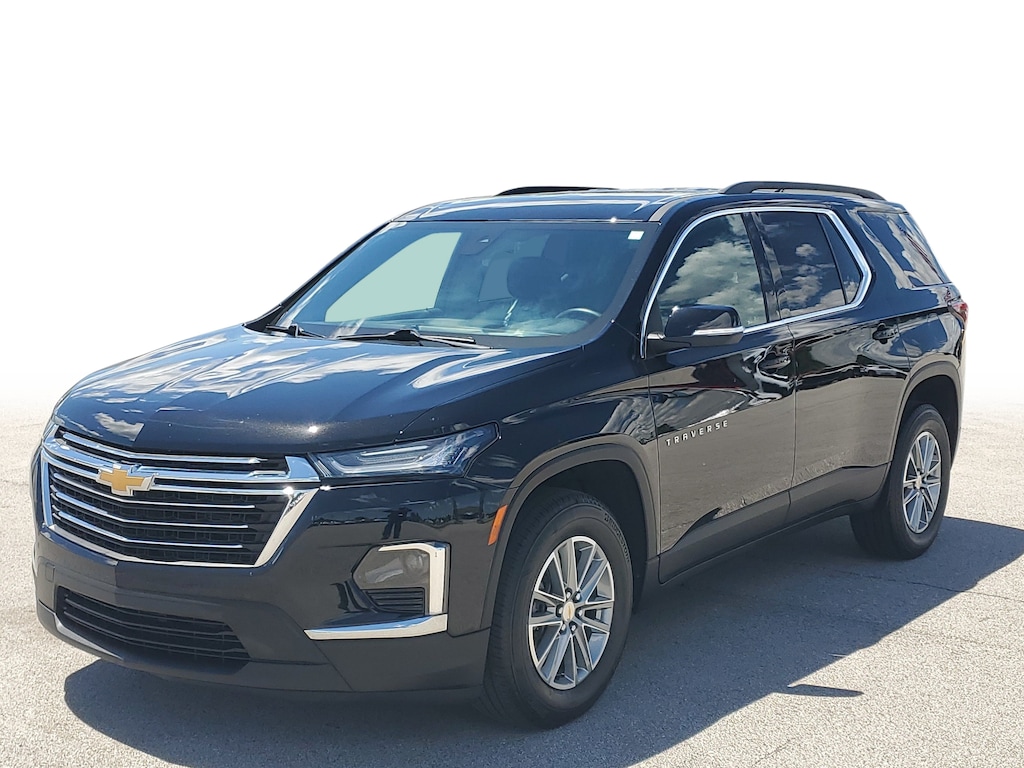 Used 2023 Chevrolet Traverse LT Cloth SUV