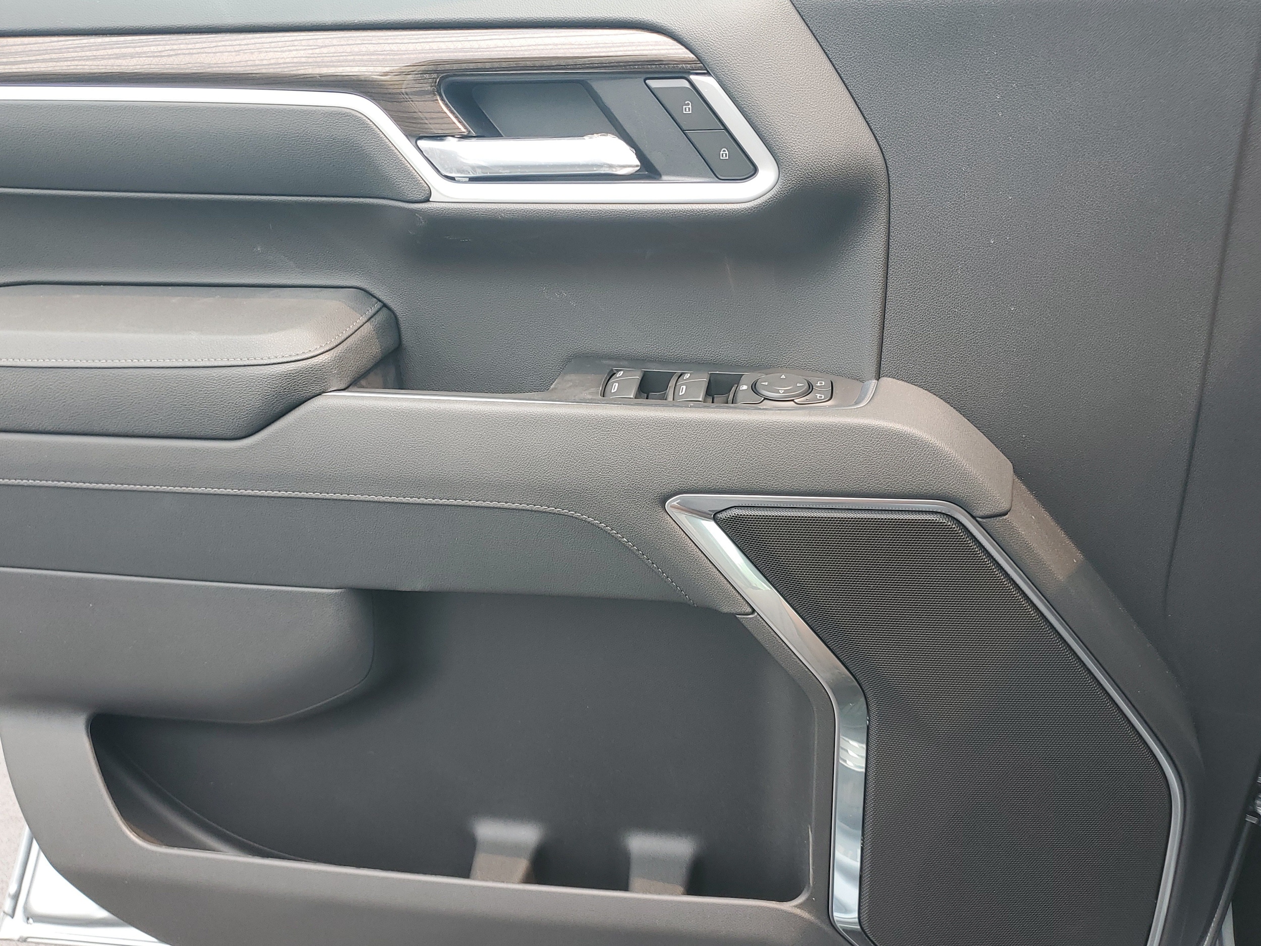2026 Chevrolet Silverado 1500 LT - Photo 18