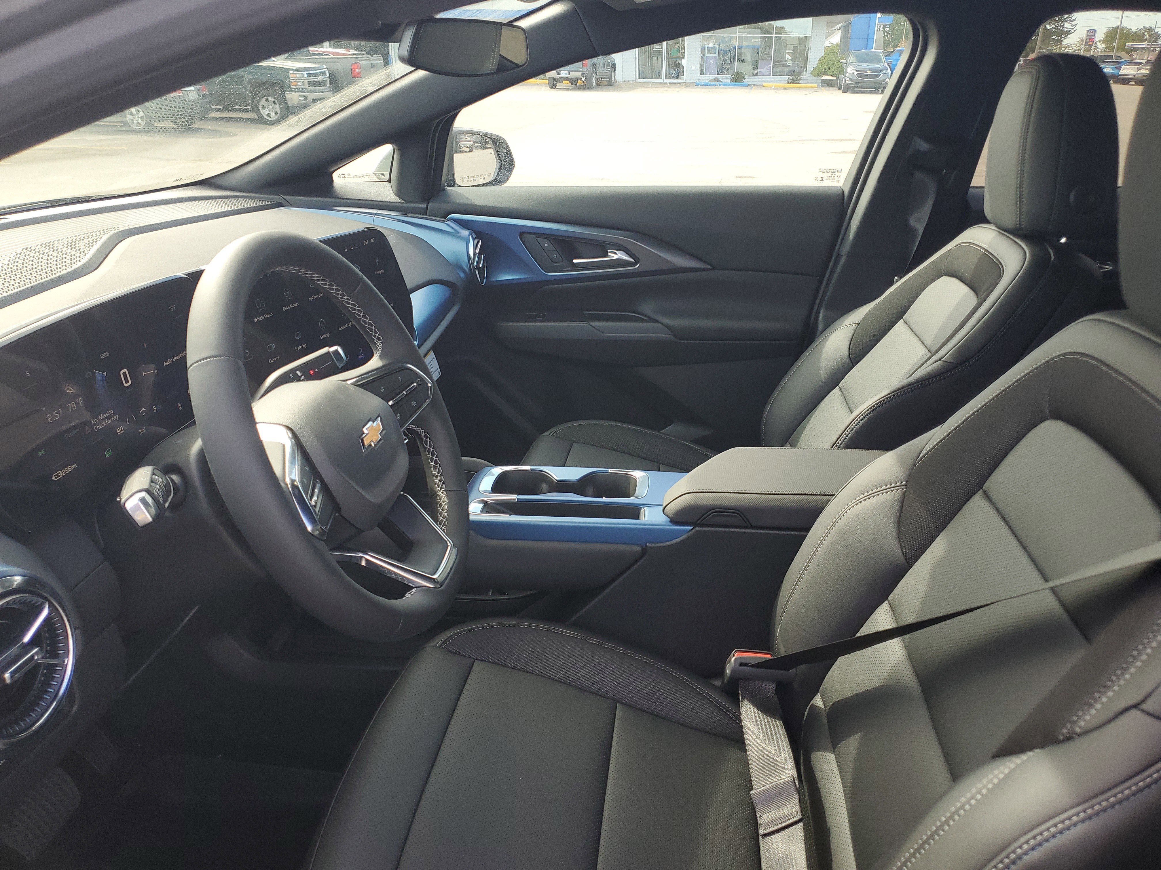 2026 Chevrolet Equinox EV 2LT - Photo 5