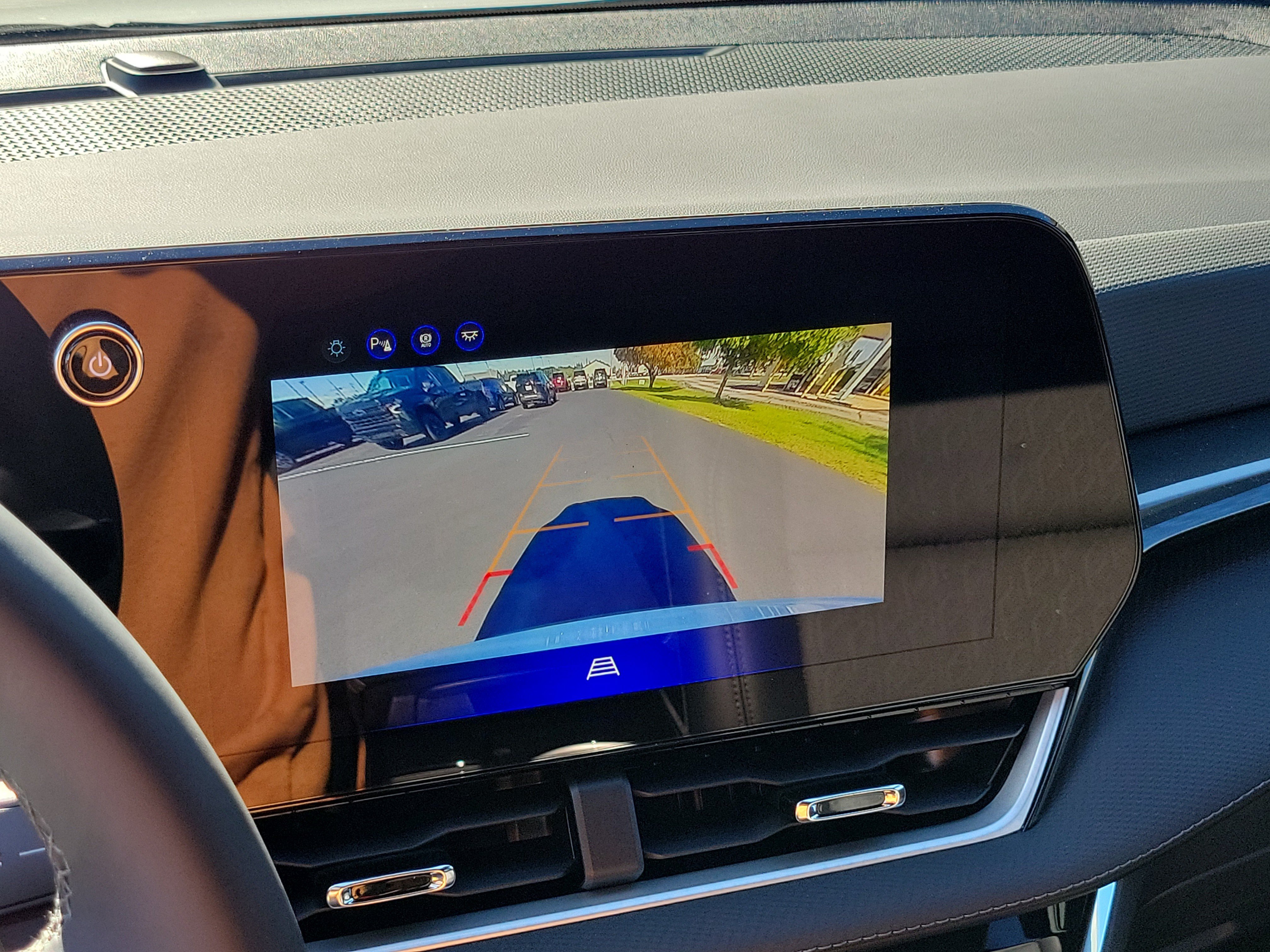 2027 Chevrolet Equinox LT - Photo 19