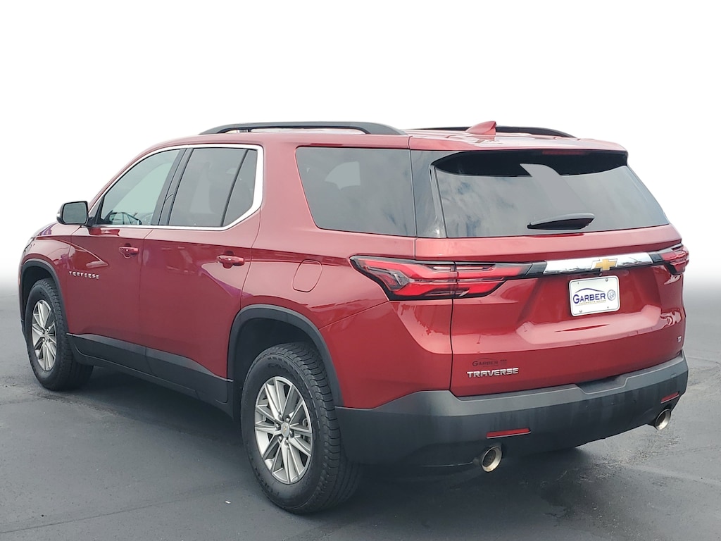 Used 2023 Chevrolet Traverse LT Cloth SUV